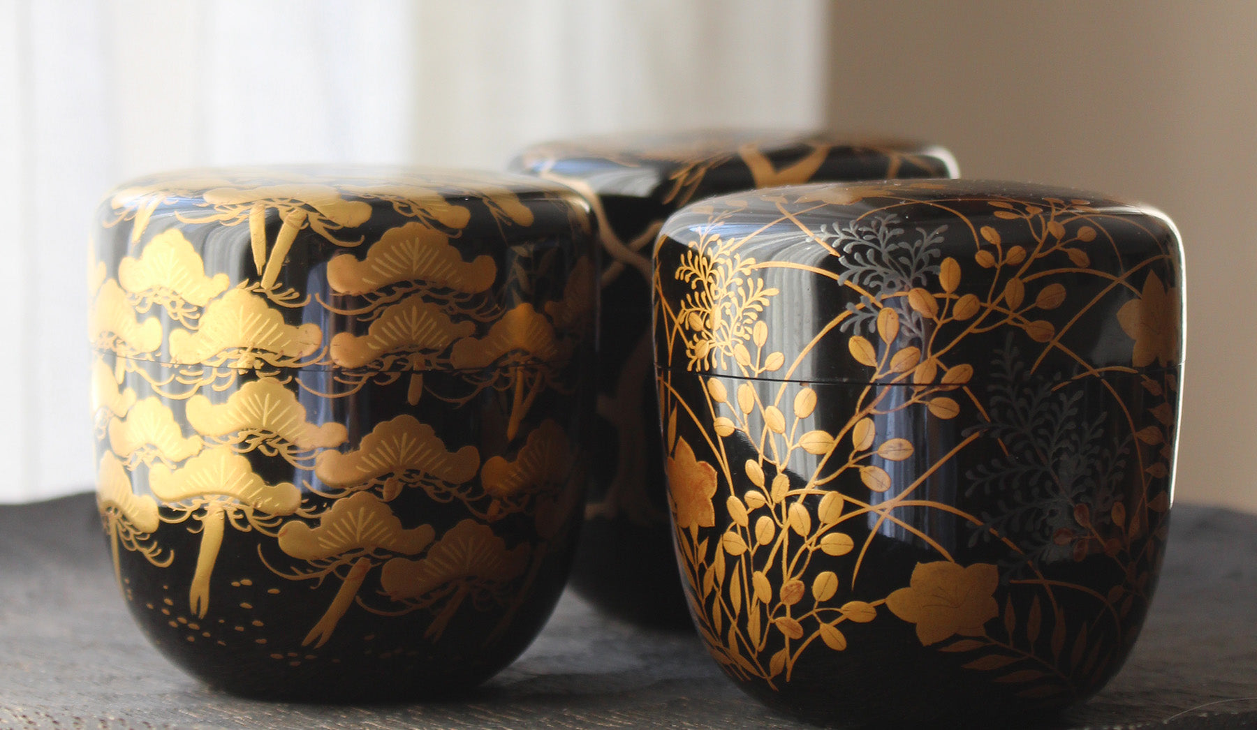LACQUER, GOLD AND TEA CEREMONY: THE SECRETS OF JAPANESE NATSUME