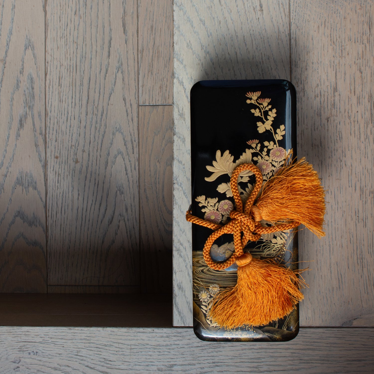 Boîte Tanzaku japonaise en laque urushi et makie poudre d'or