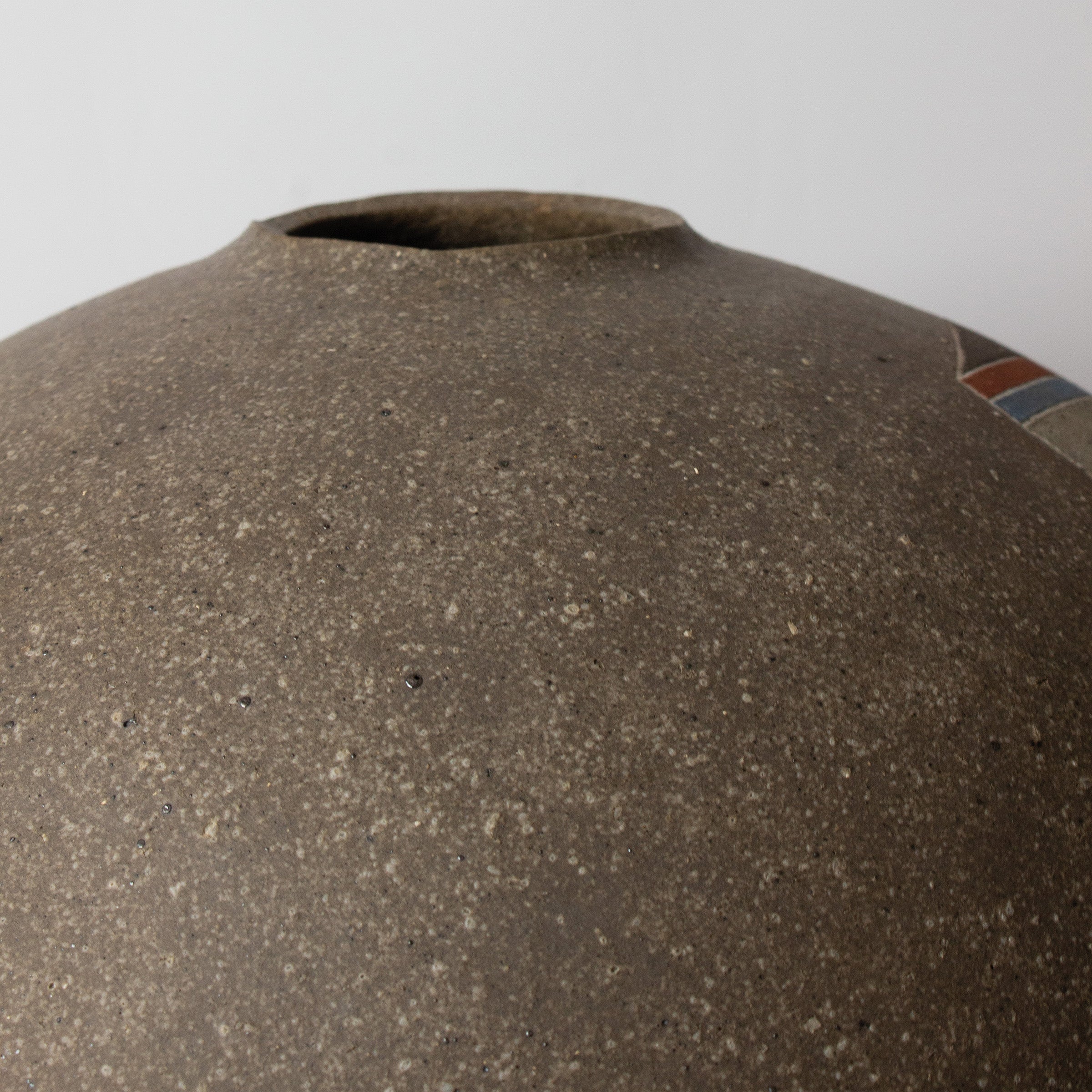 Grand vase-sculpture wabi sabi de Kazuhiko Sato