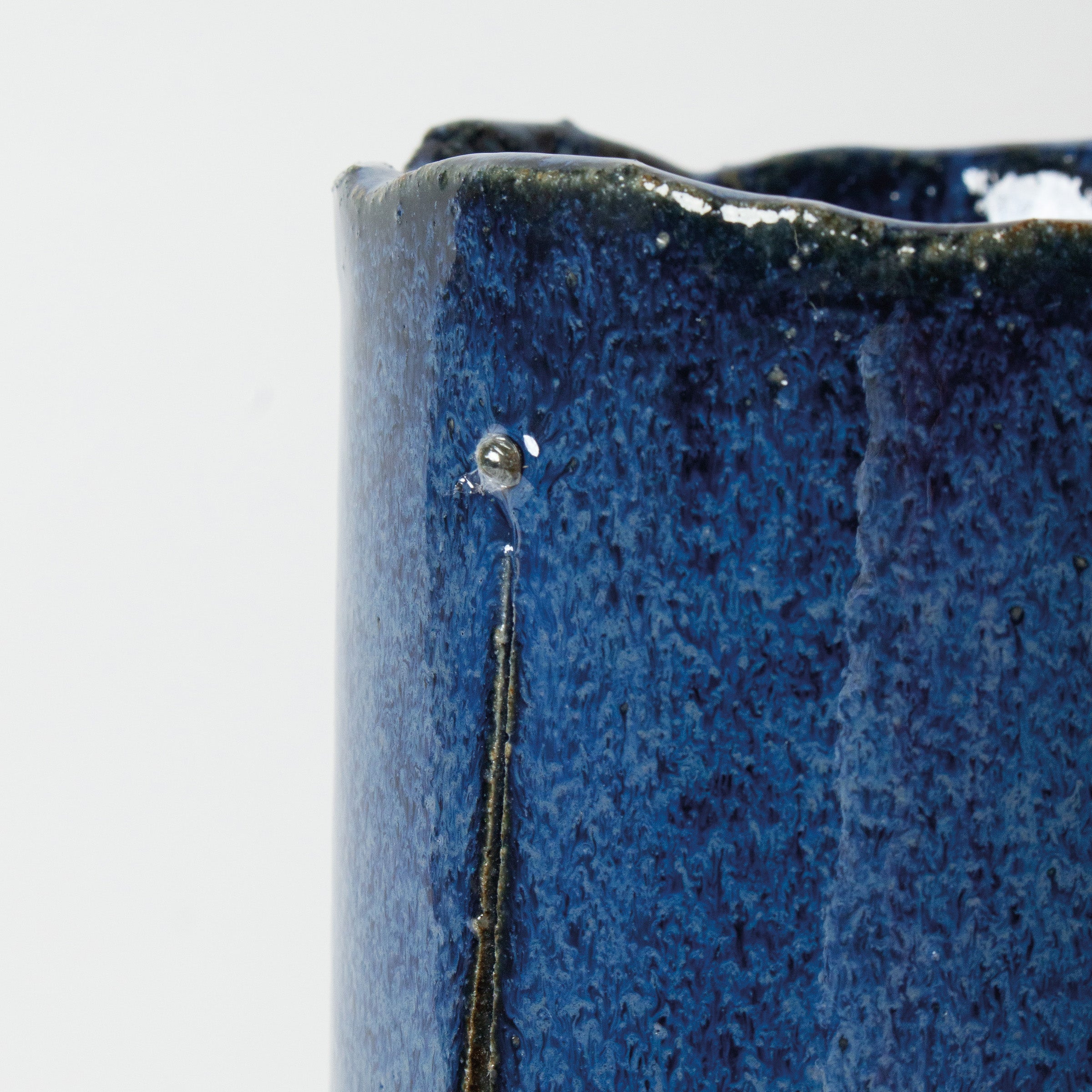 Namako-yū enamel ceramic vase by Junkichi Kumakura