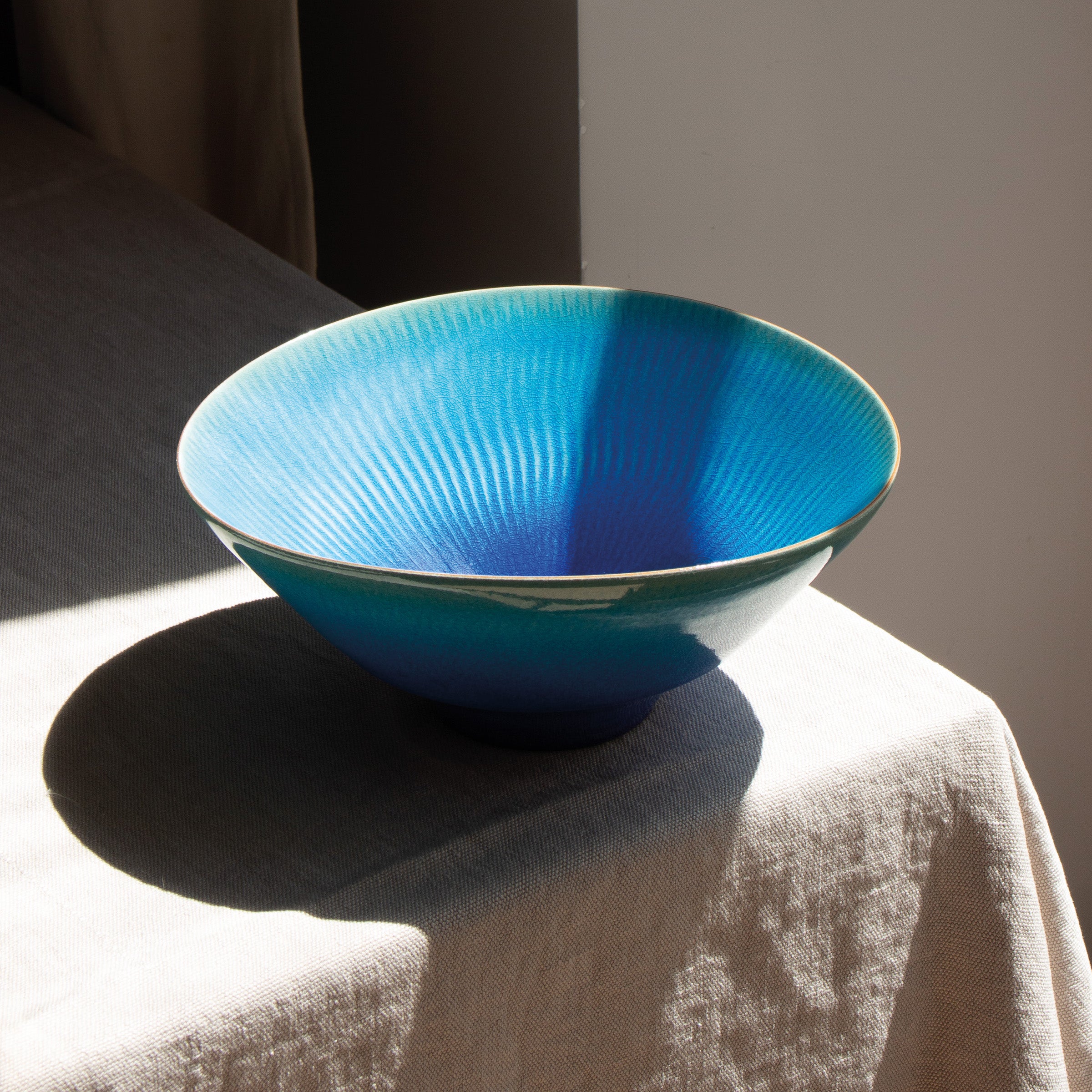 Hekiyu porcelain and blue glaze vessel - vase by Yoshiro Kimura