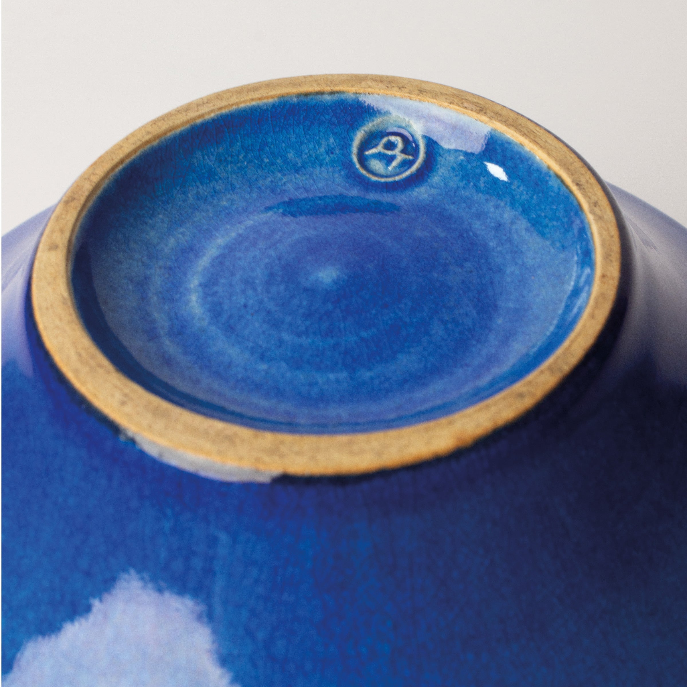 Hekiyu porcelain and blue glaze vessel - vase by Yoshiro Kimura