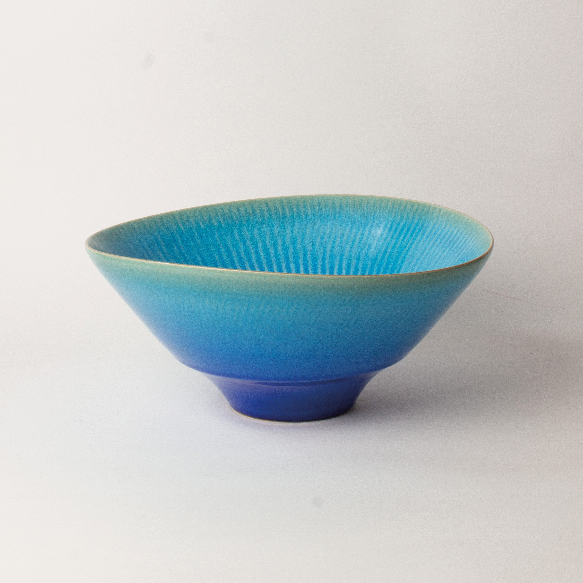 Hekiyu porcelain and blue glaze vessel - vase by Yoshiro Kimura