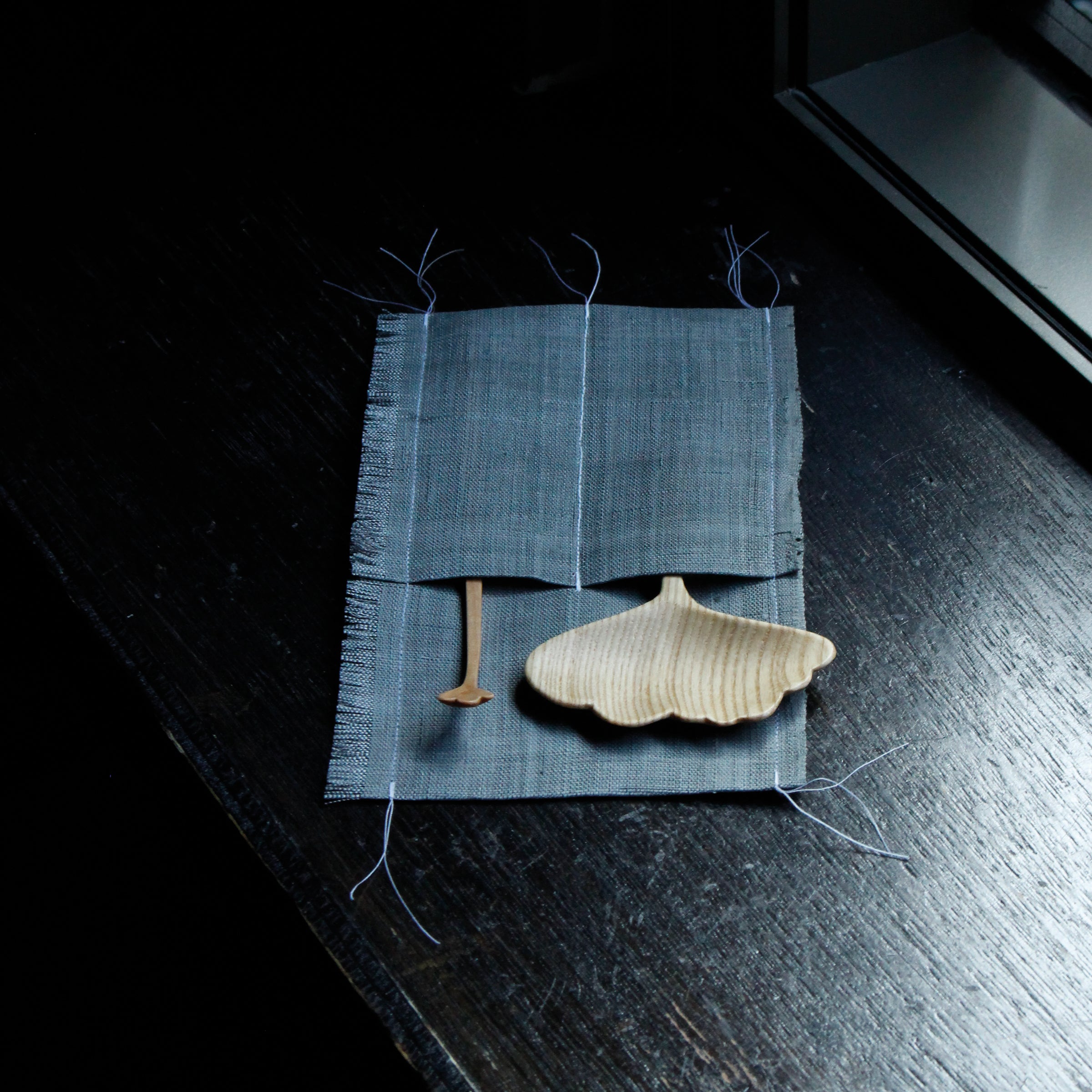 "House of Things" Set: Ramie pouch by Sung-mi Kim and two ginkgo spoons by Sung-woo Choi