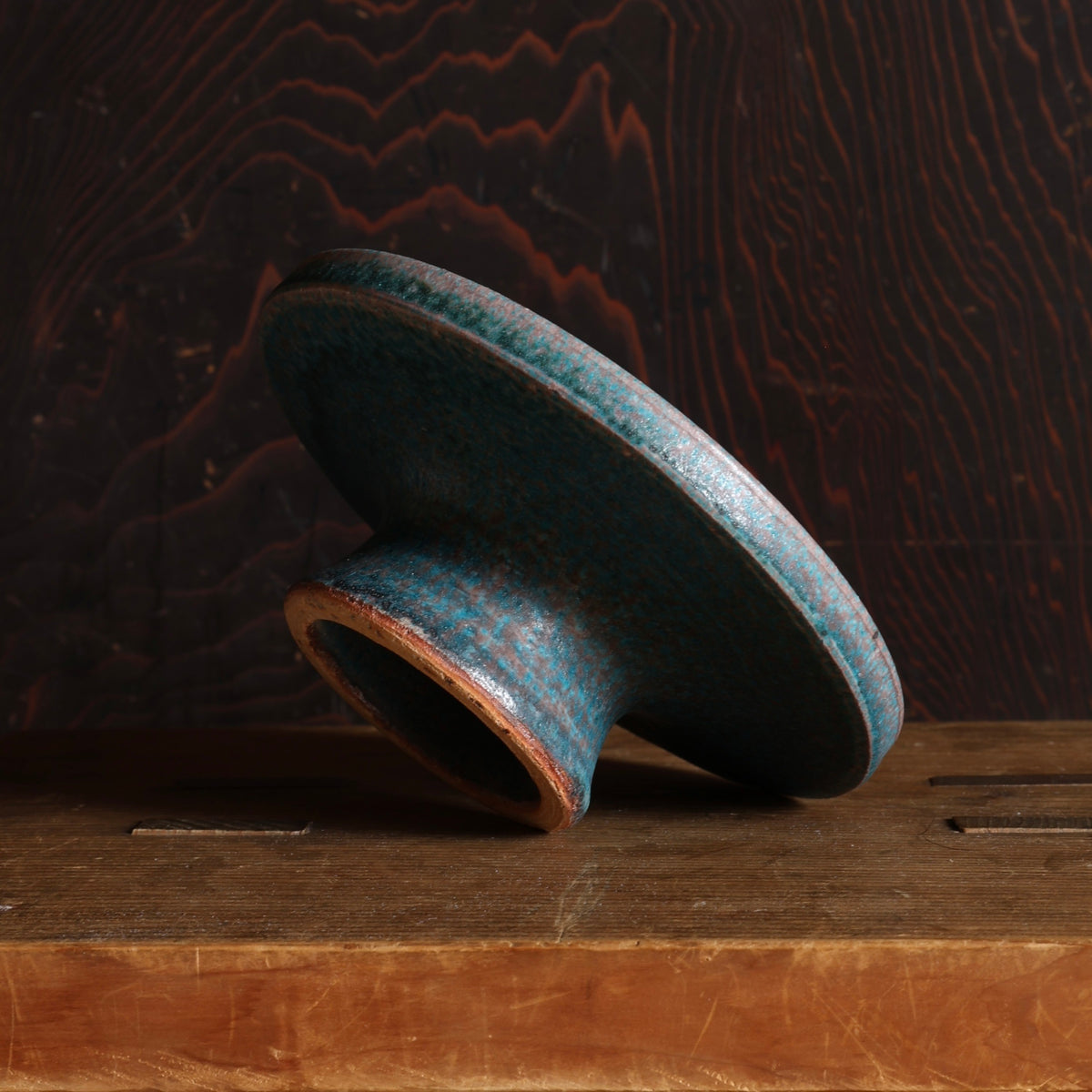 Assiette Haute en céramique et glaçure cuivre de l'atelier Tokinoha