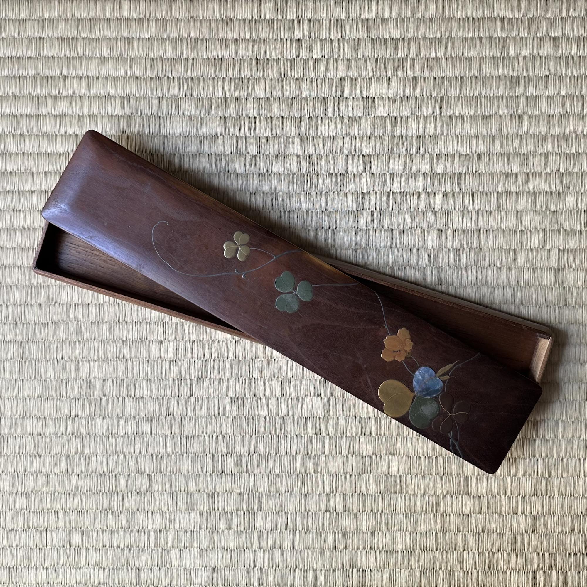 Japanese tanzaku box in keyaki wood, vine design in raden and maki-e