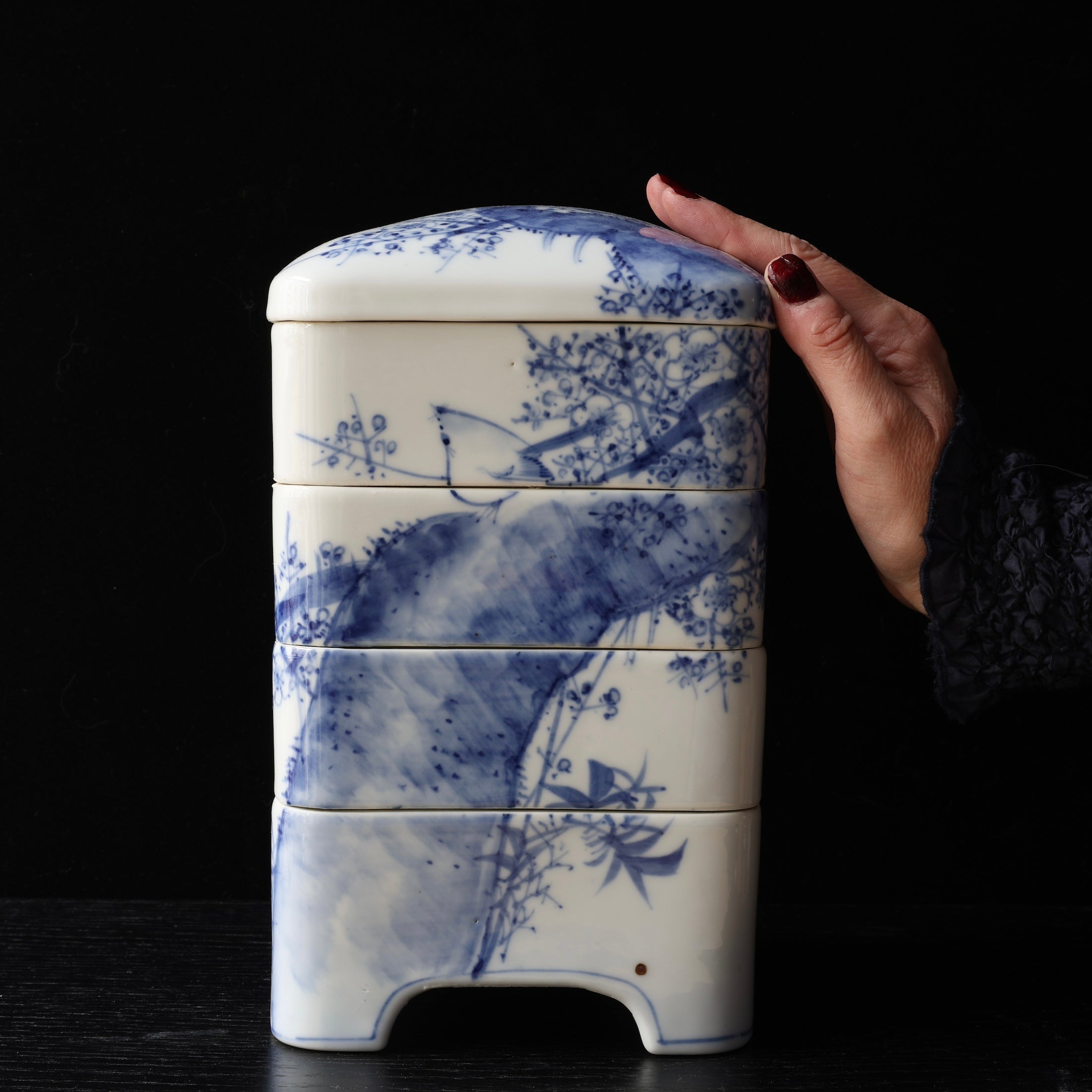 Jubako (stackable boxes) in sometsuke (underglaze blue) porcelain, with bird and plum blossom decoration, Meiji era