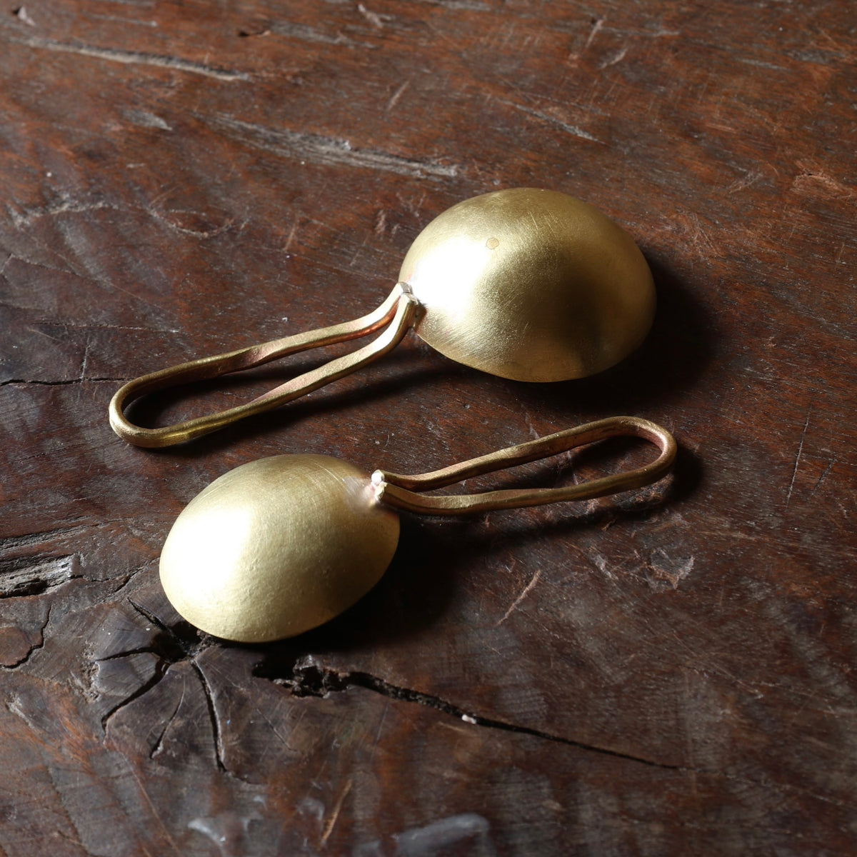 2 Petites Cuillères en Laiton de Shunsuke Tanaka
