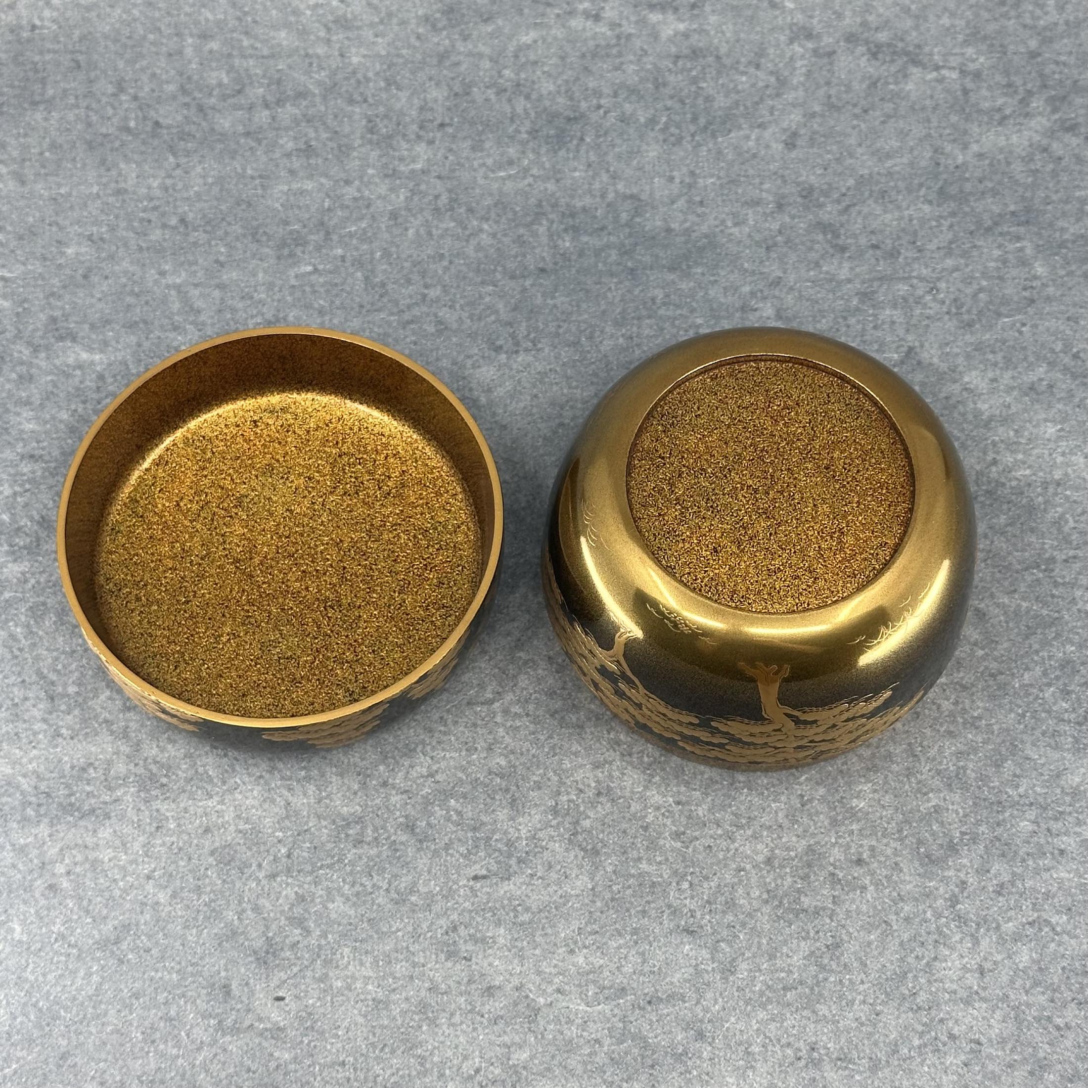 interieur couvercle nashiji et base exterieure natsume laque urushi atelier-ikiwa