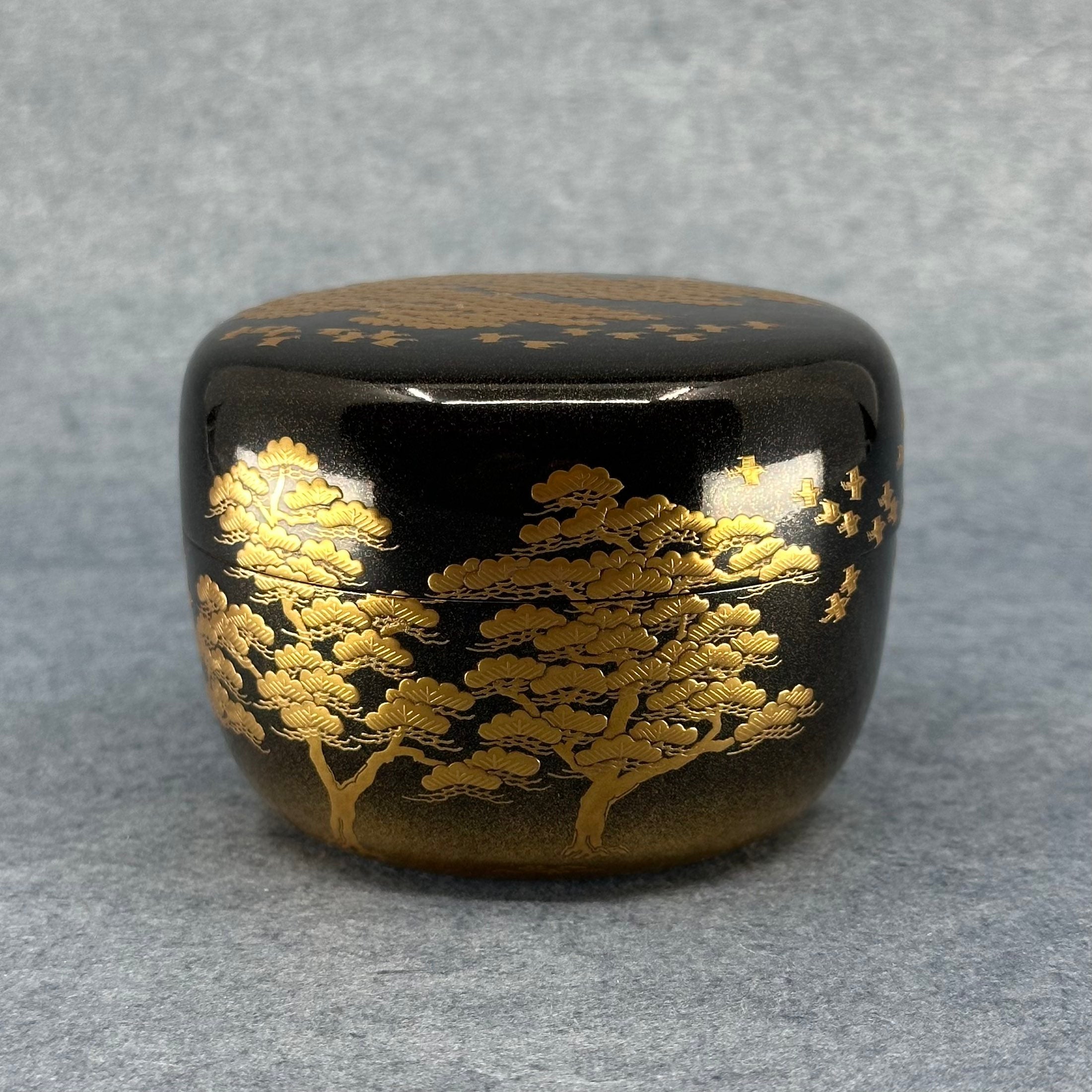 natsume hira-natsume vue face decor maki-e or pins matsu et chidori artisan Ikkō Kiyose atelier-ikiwa