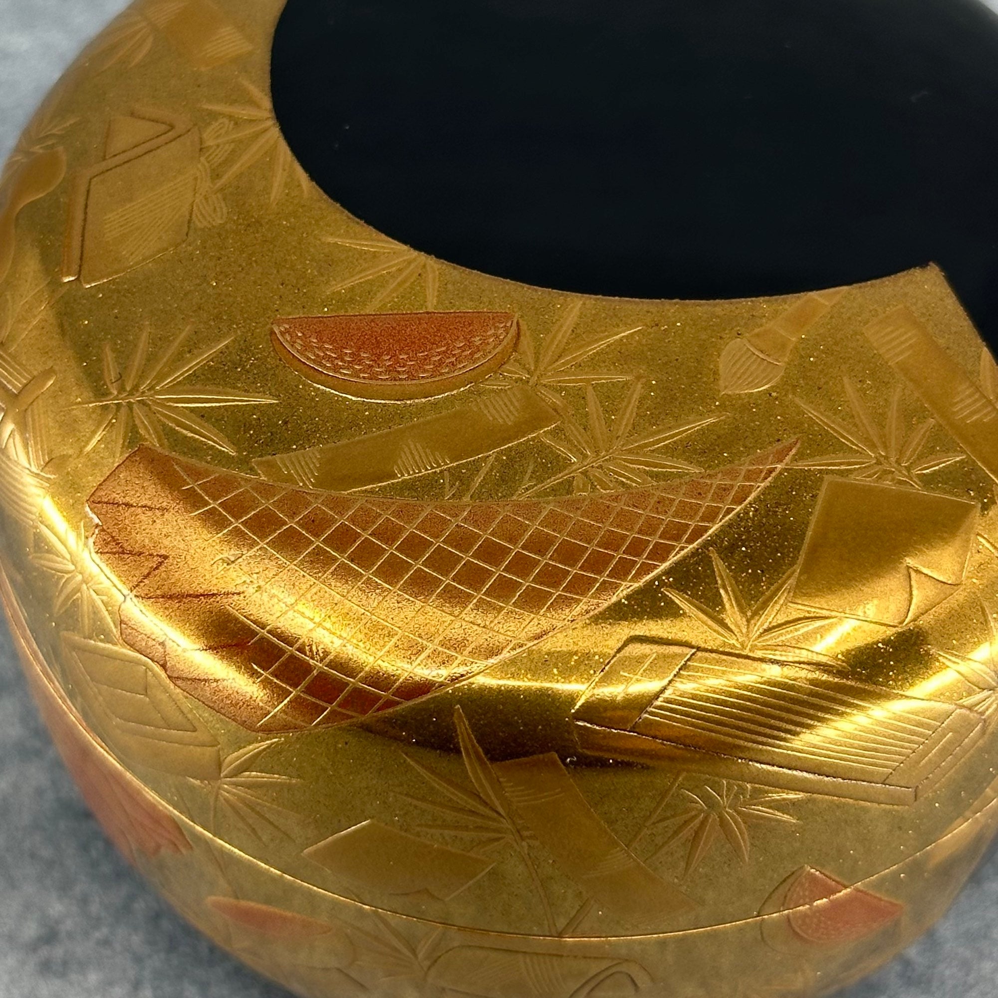 Natsume (boîte à thé japonaise) laque et or, décor Tanabata (fête des étoiles) de Jōtarō Gōtō