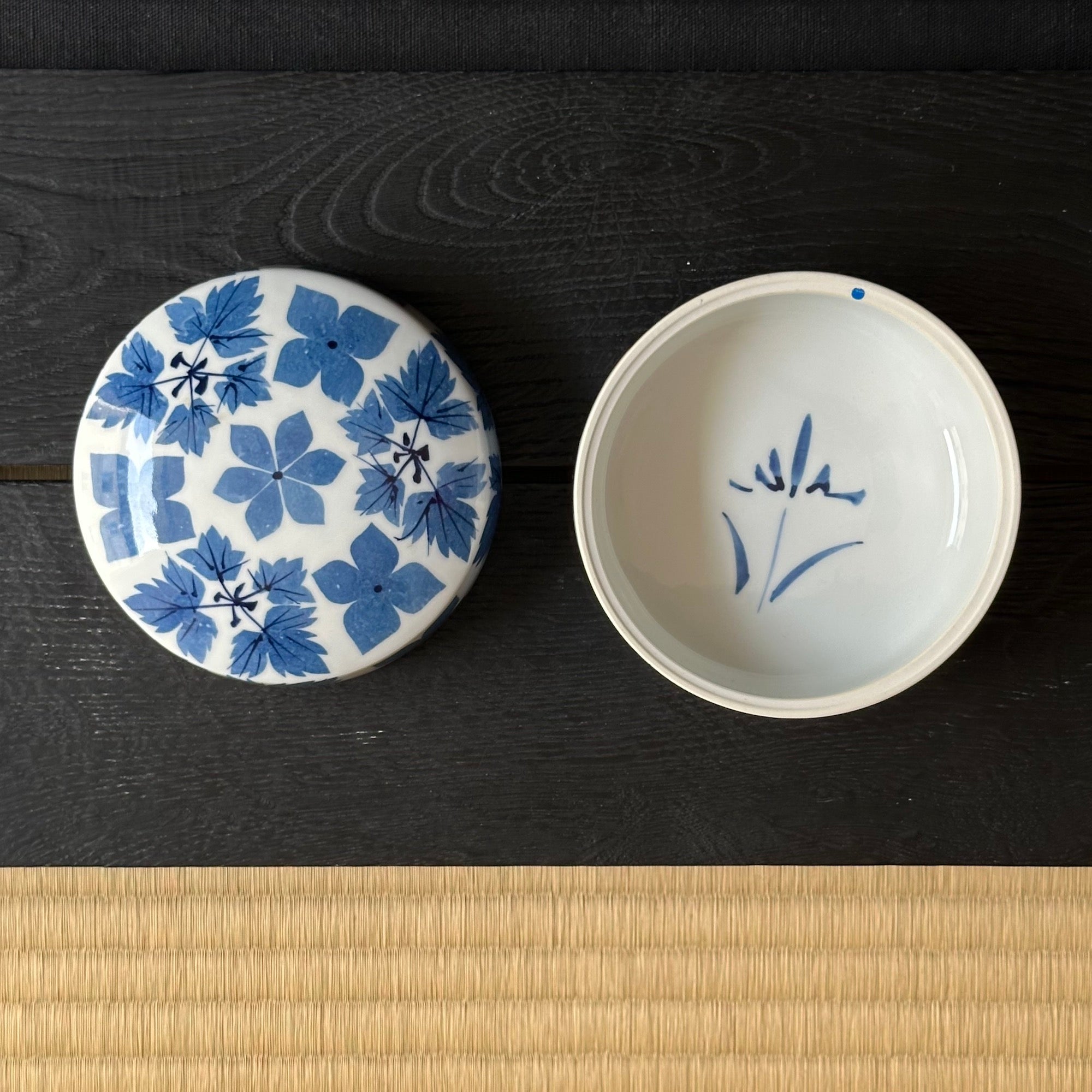 White porcelain box with washi zome flower and leaf decoration by Katsumi Eguchi