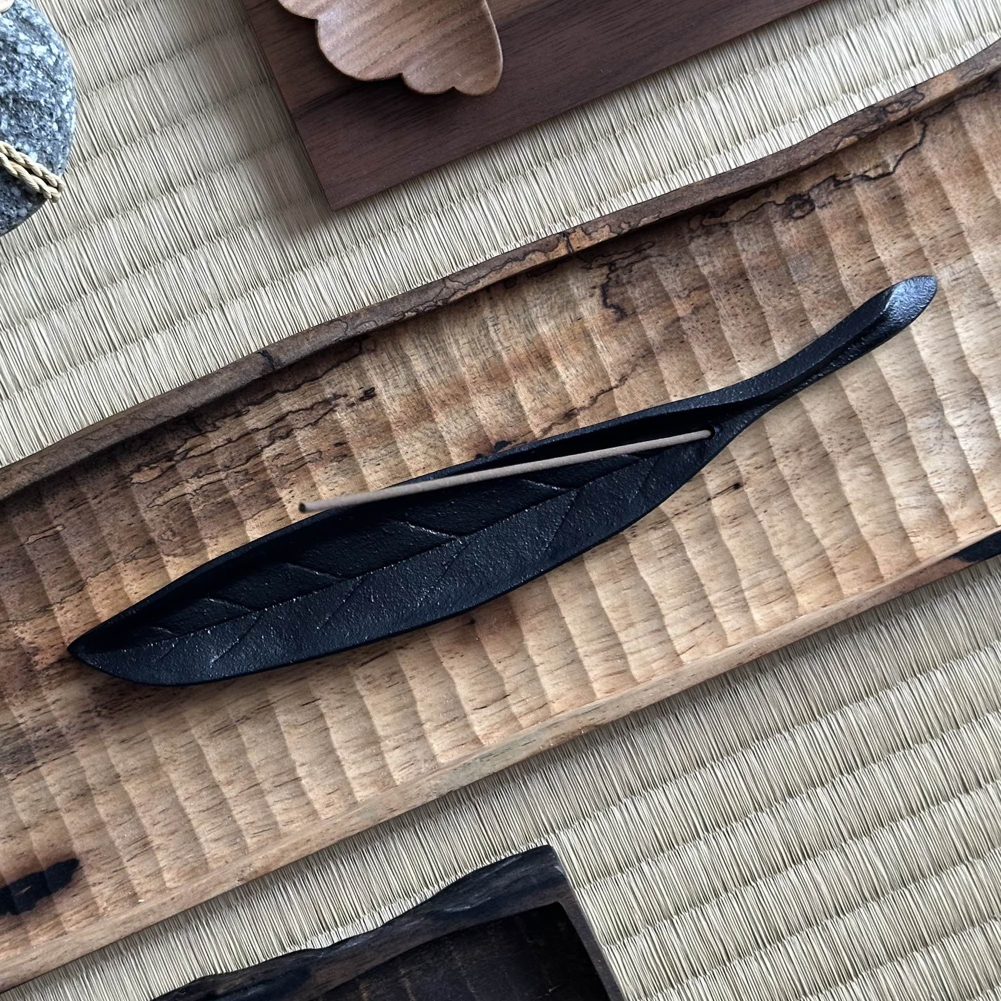 Plateau en kurogaki (kaki noir) de Masahito Ikeda