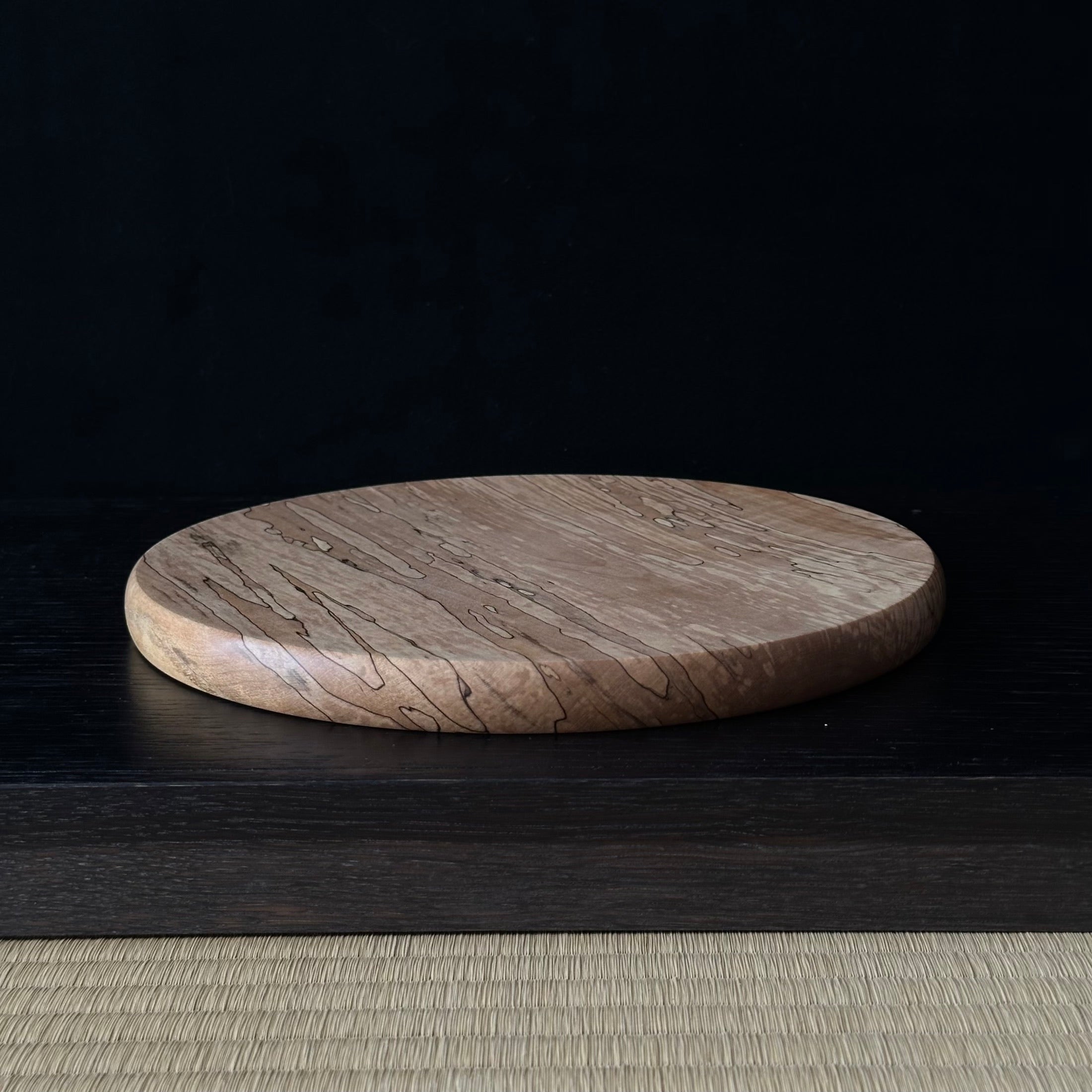 Plateau en kaede (érable japonais spalté) de Masahito Ikeda