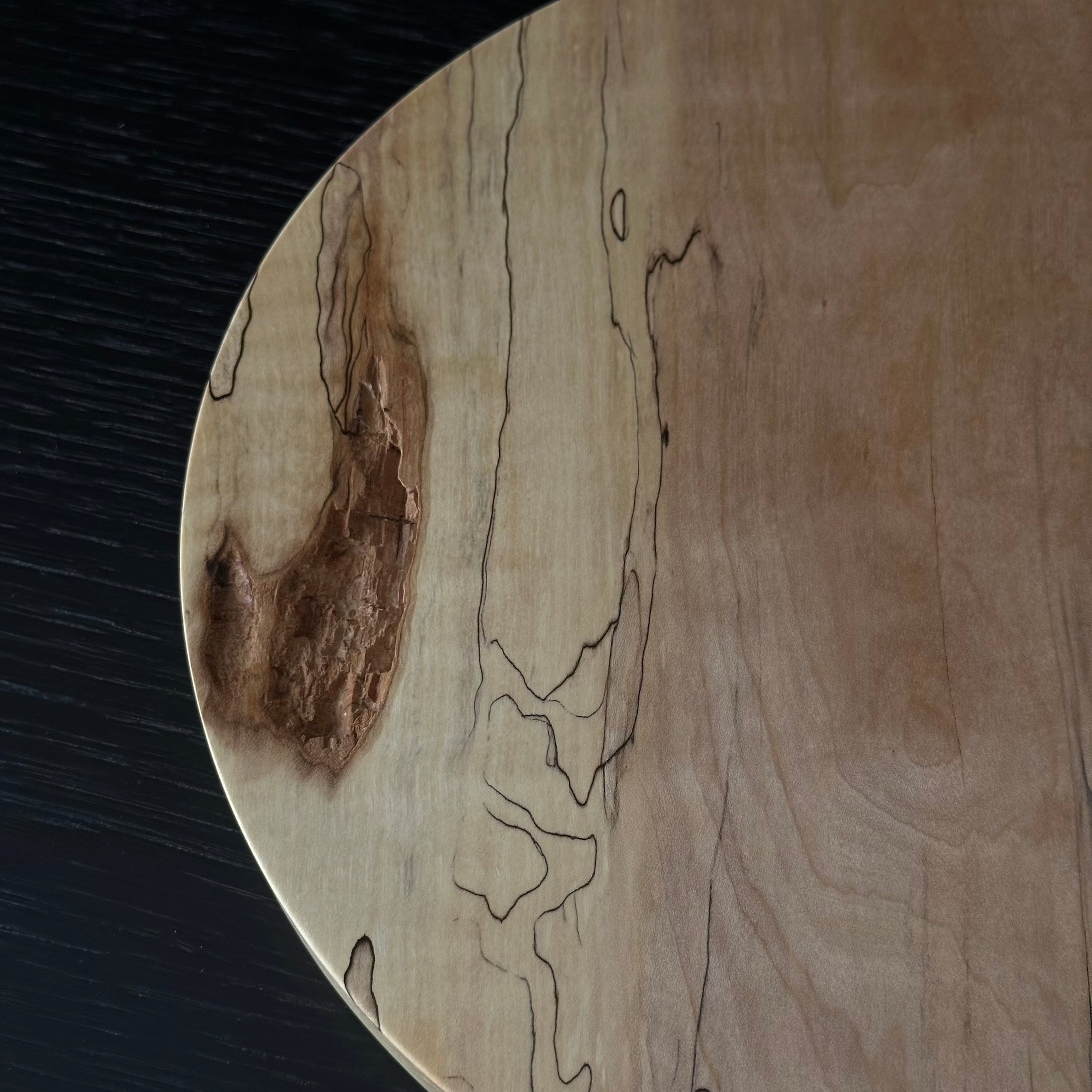 Plateau en kaede (érable japonais spalté) de Masahito Ikeda