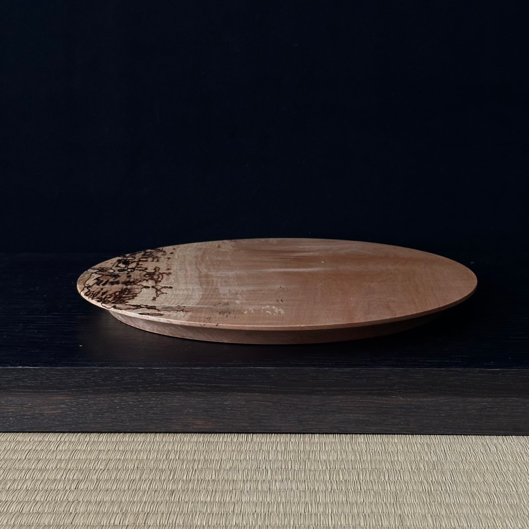 Plateau en kaede (érable japonais spalté) de Masahito Ikeda