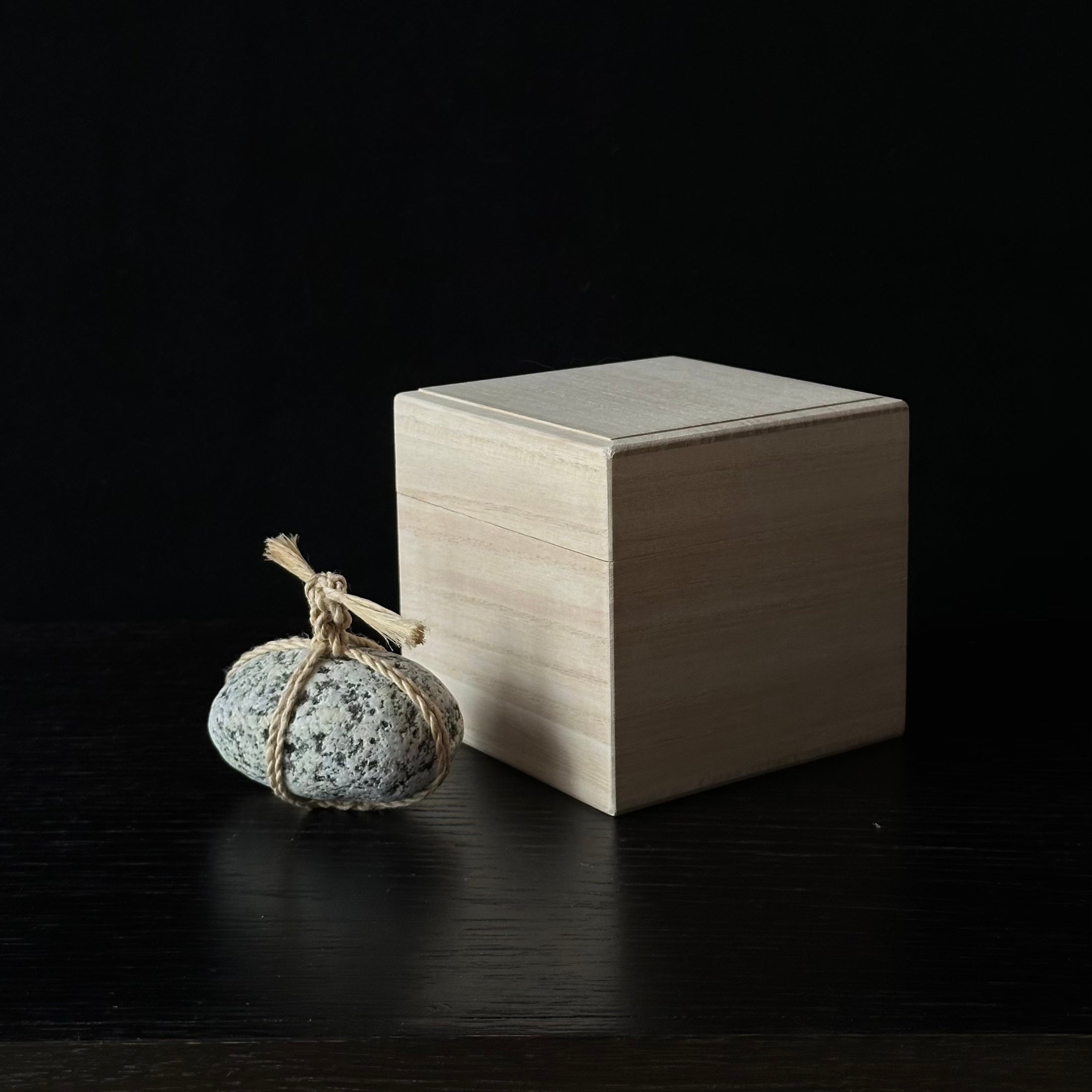 Sekimori en pierre naturelle et chanvre seima, entre artisanat japonais et contemplation – Atelier Ikiwa