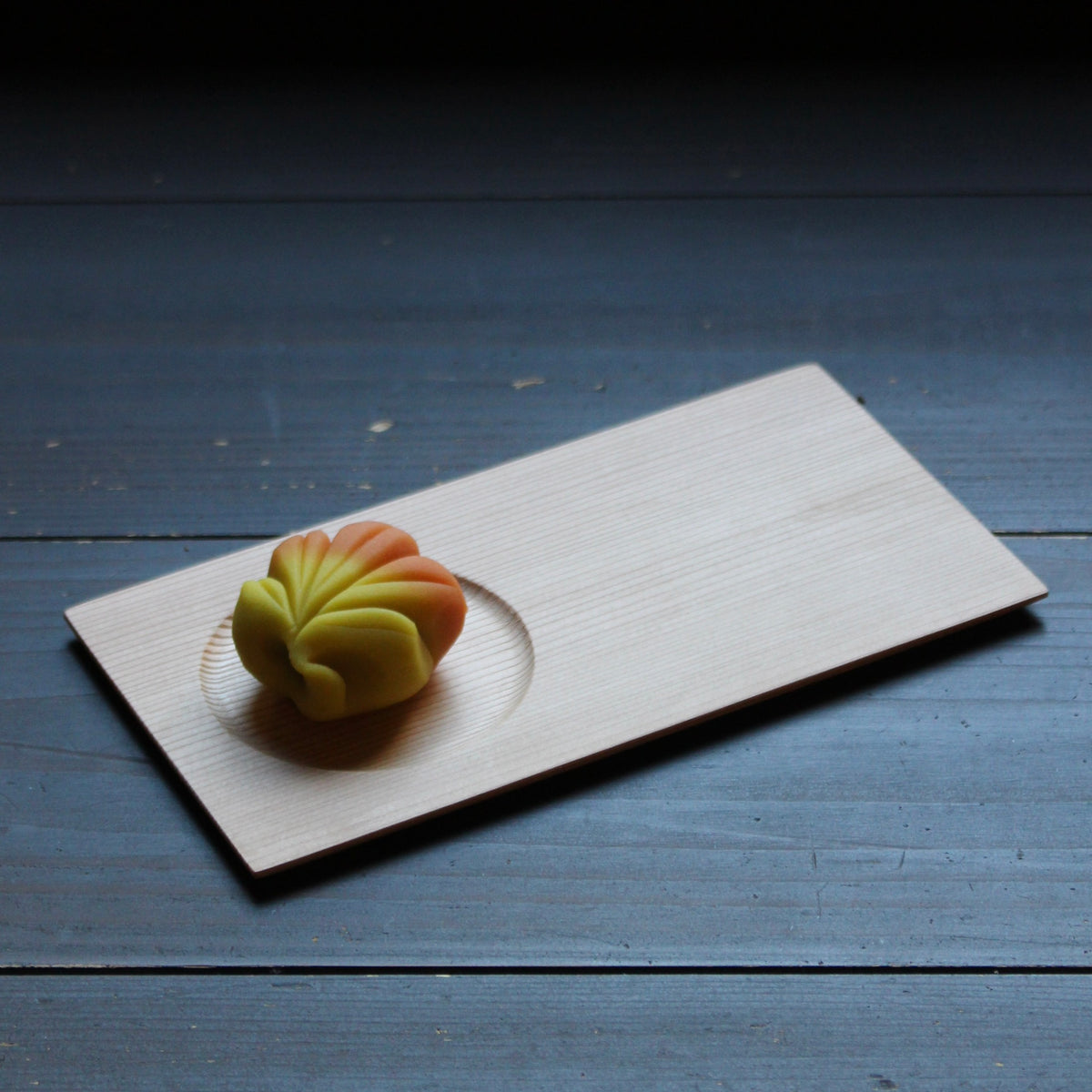 Sugi (Japanese cedar) tray by Taichi Kondō