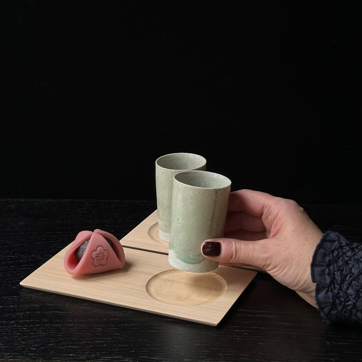 Plateau en sugi (cèdre japonais) de Taichi Kondō