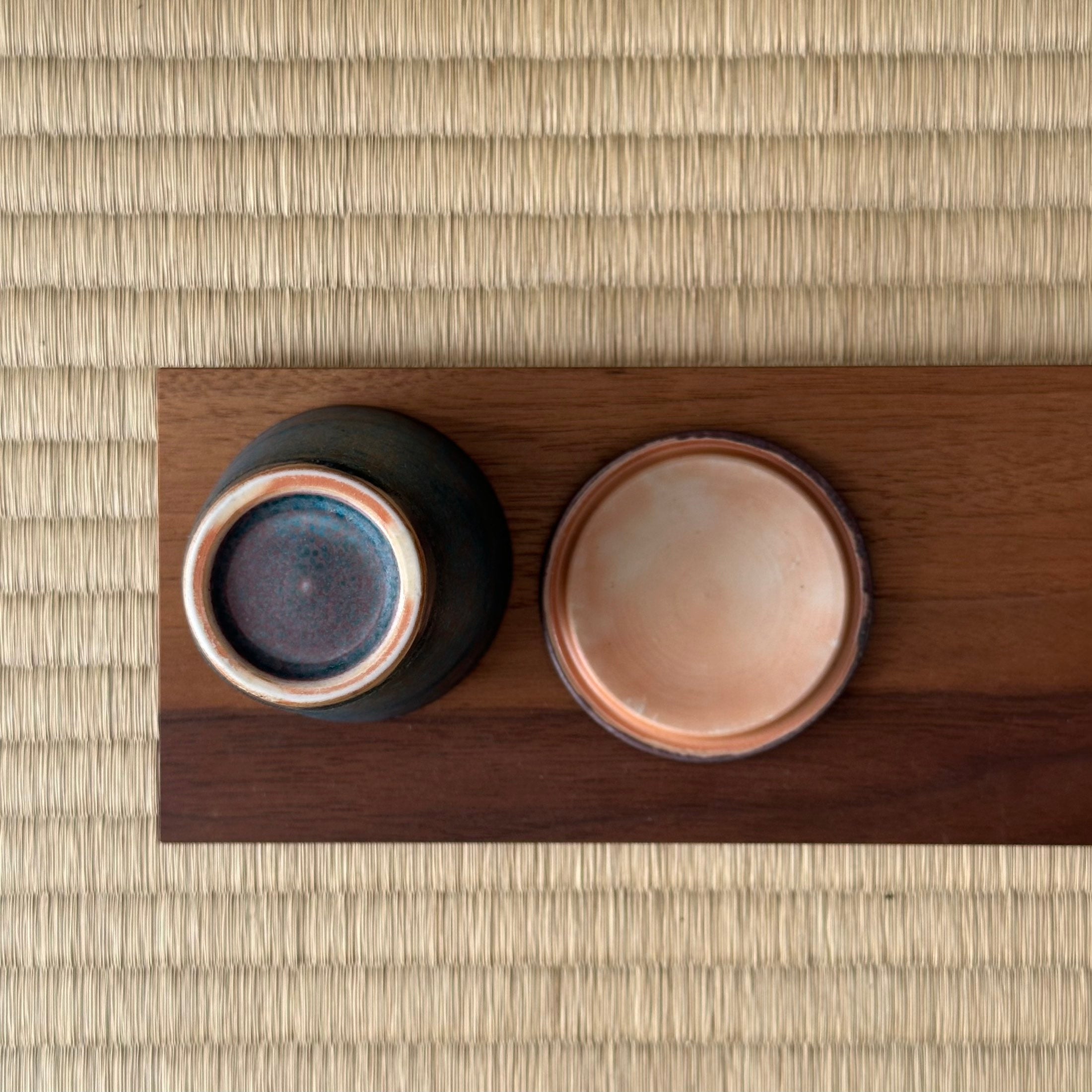 Petit bol chawanmushi en céramique et glaçure cuivre de l'atelier Tokinoha