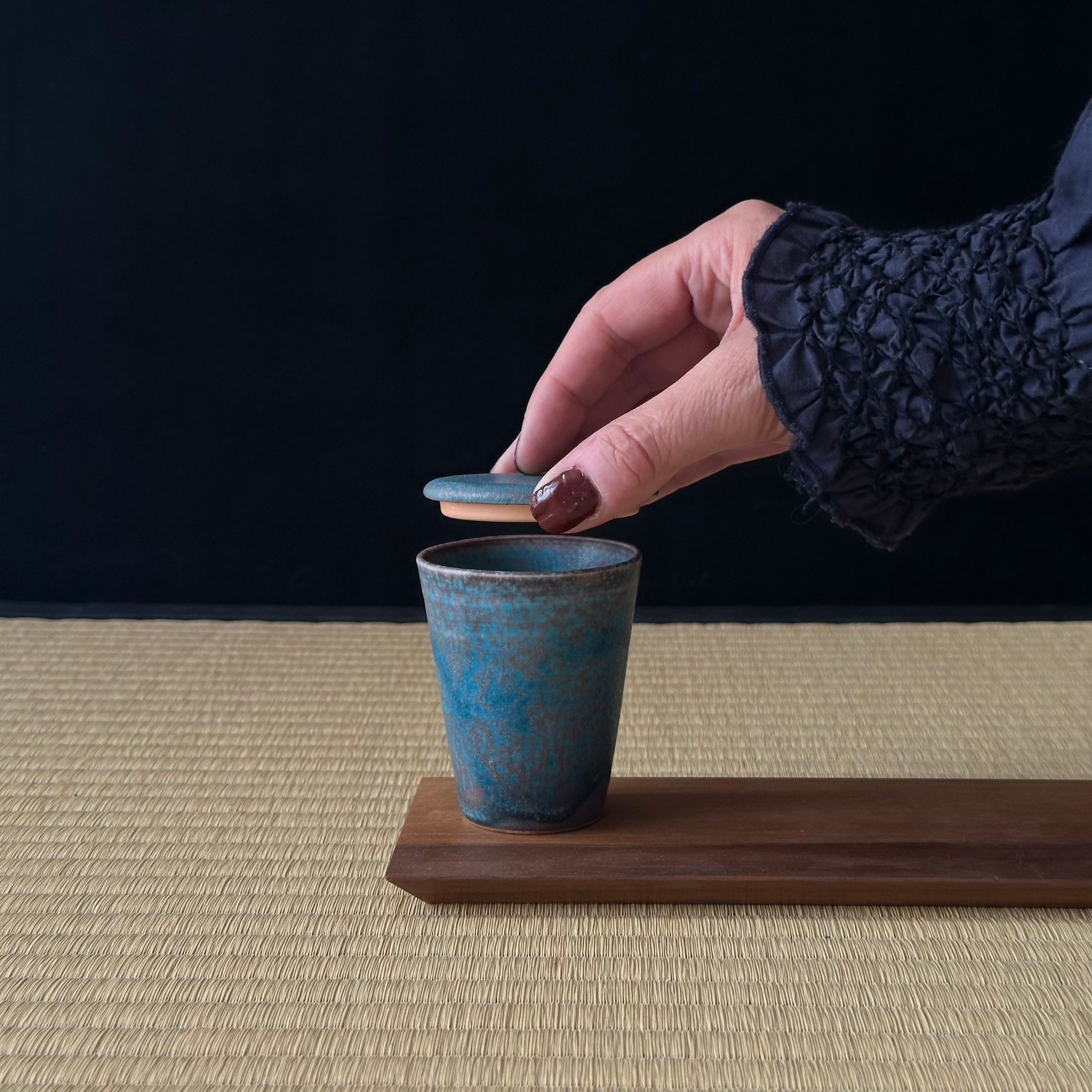 Petit bol chawanmushi en céramique et glaçure cuivre de l'atelier Tokinoha