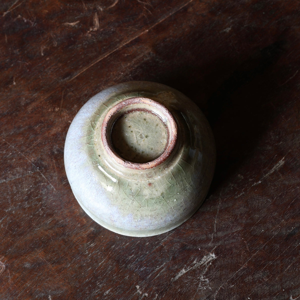 Tasse à glaçure de cendre de l’atelier Tokinoha