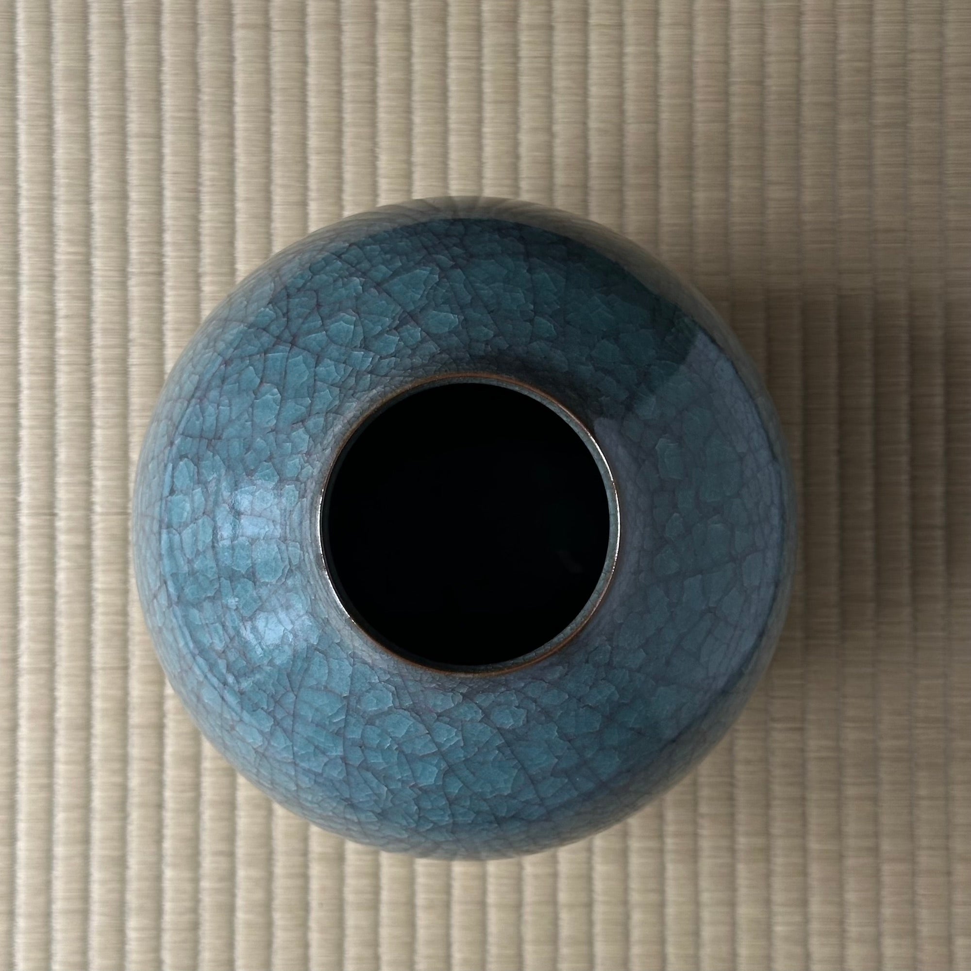 Large seiji (celadon) ceramic vase by Toshio Furukawa