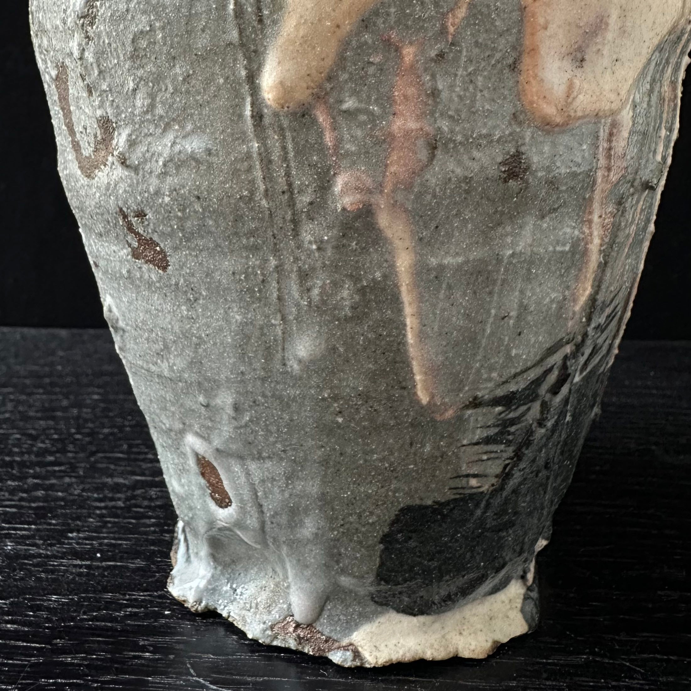 Tsubusa Katō ceramic vase-tsubo (jar)