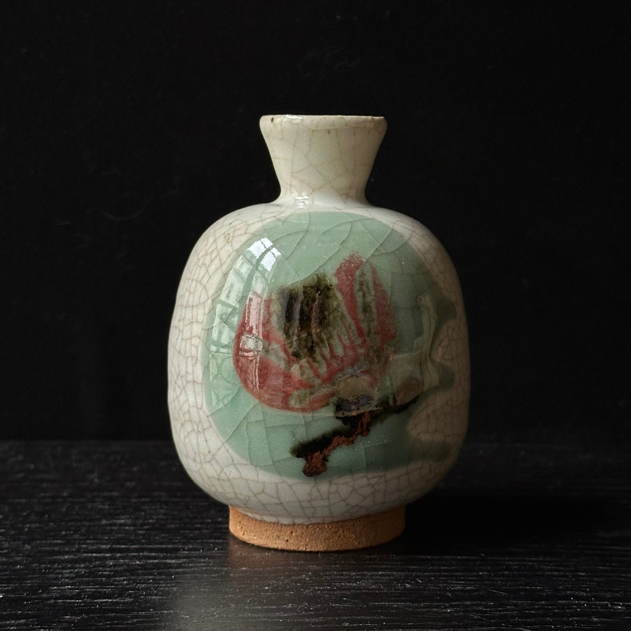 Vase tokkuri by Koichi Tamura