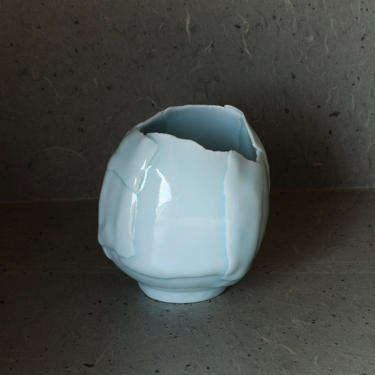 Vase Eguegu en porcelaine de Takao Ito