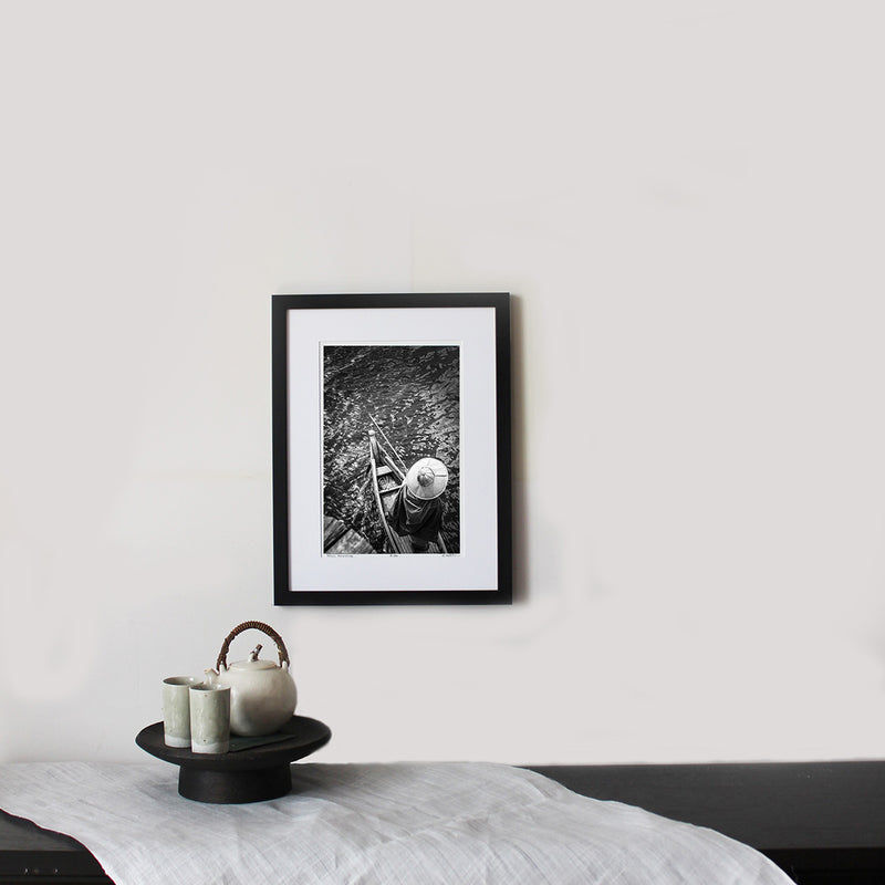 La Gardienne de Canards, Birmanie : SIGNED, NUMBERED AND FRAMED FINE ART PHOTOGRAPHY