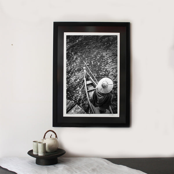 La Gardienne de Canards, Birmanie : SIGNED, NUMBERED AND FRAMED FINE ART PHOTOGRAPHY