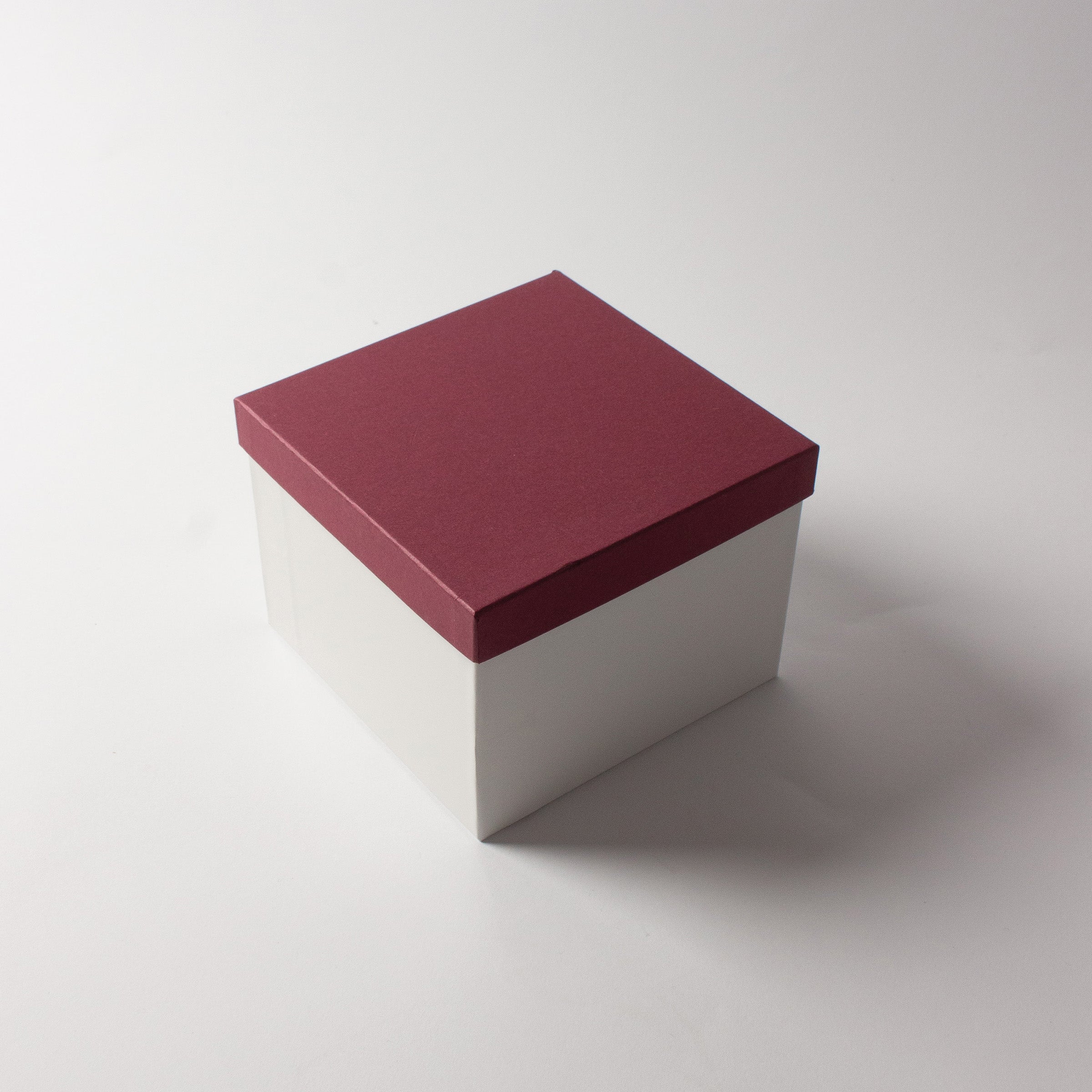 Small Japanese Magewappa Cedar Wood Box with Lacquer Spoon