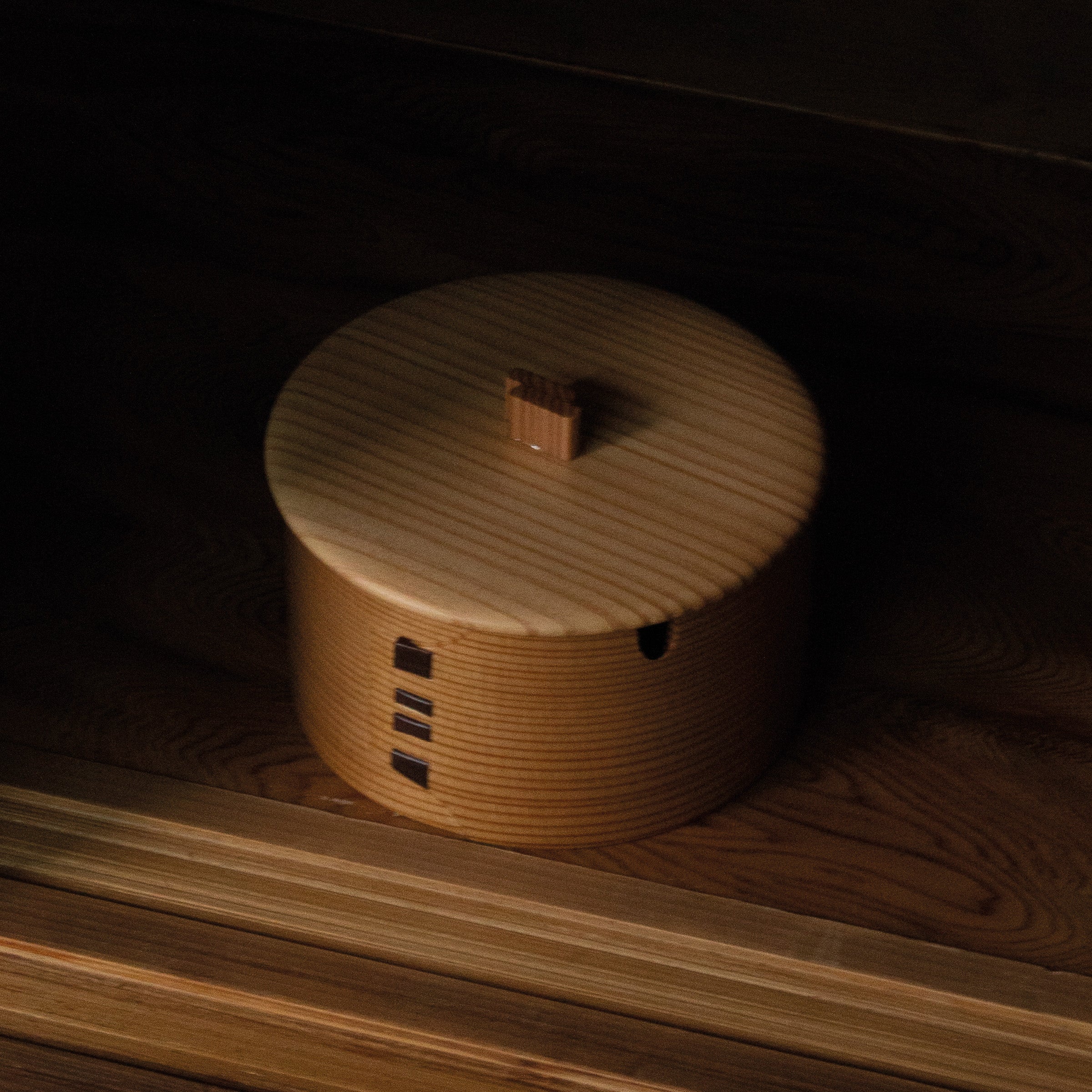 Small Japanese Magewappa Cedar Wood Box with Lacquer Spoon
