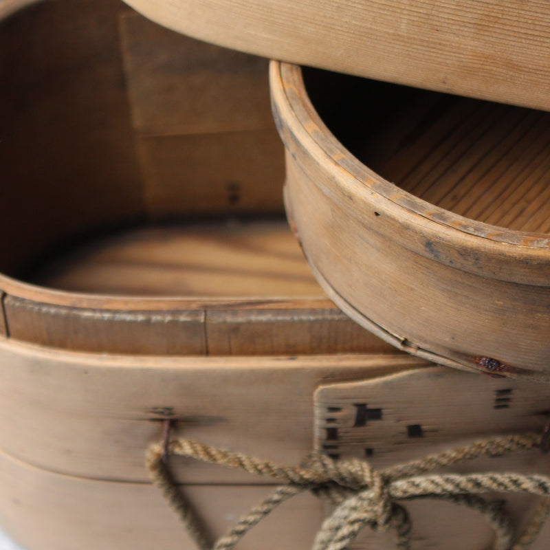 Large Vintage Japanese Magewappa box with compartments