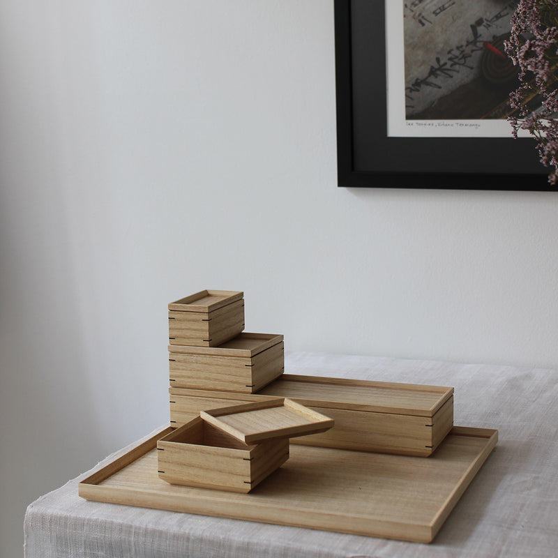 Set de rangement 4 boîtes et 1 plateau en bois de paulownia japonais –  Atelier Ikiwa