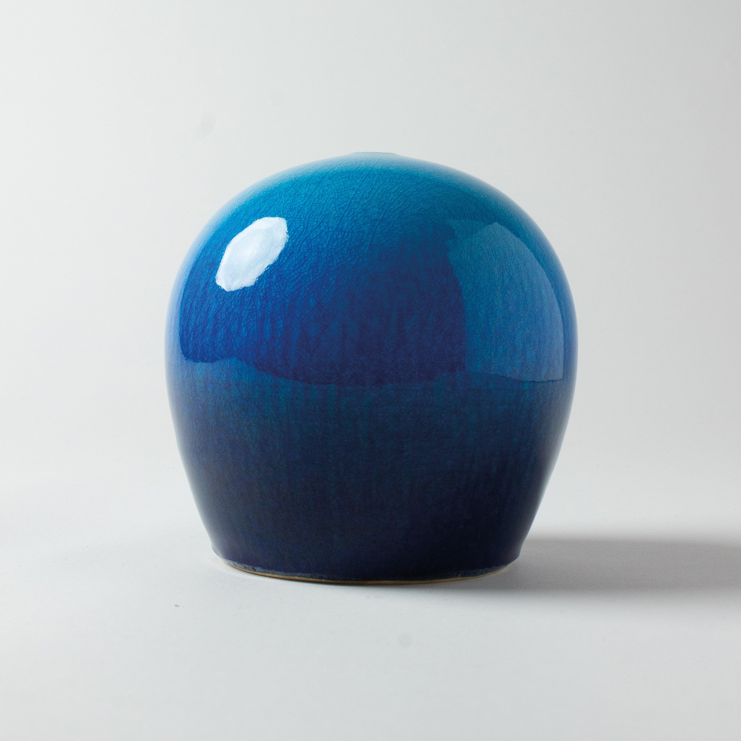 Vase rond glaçure bleue de Yoshiro Kimura