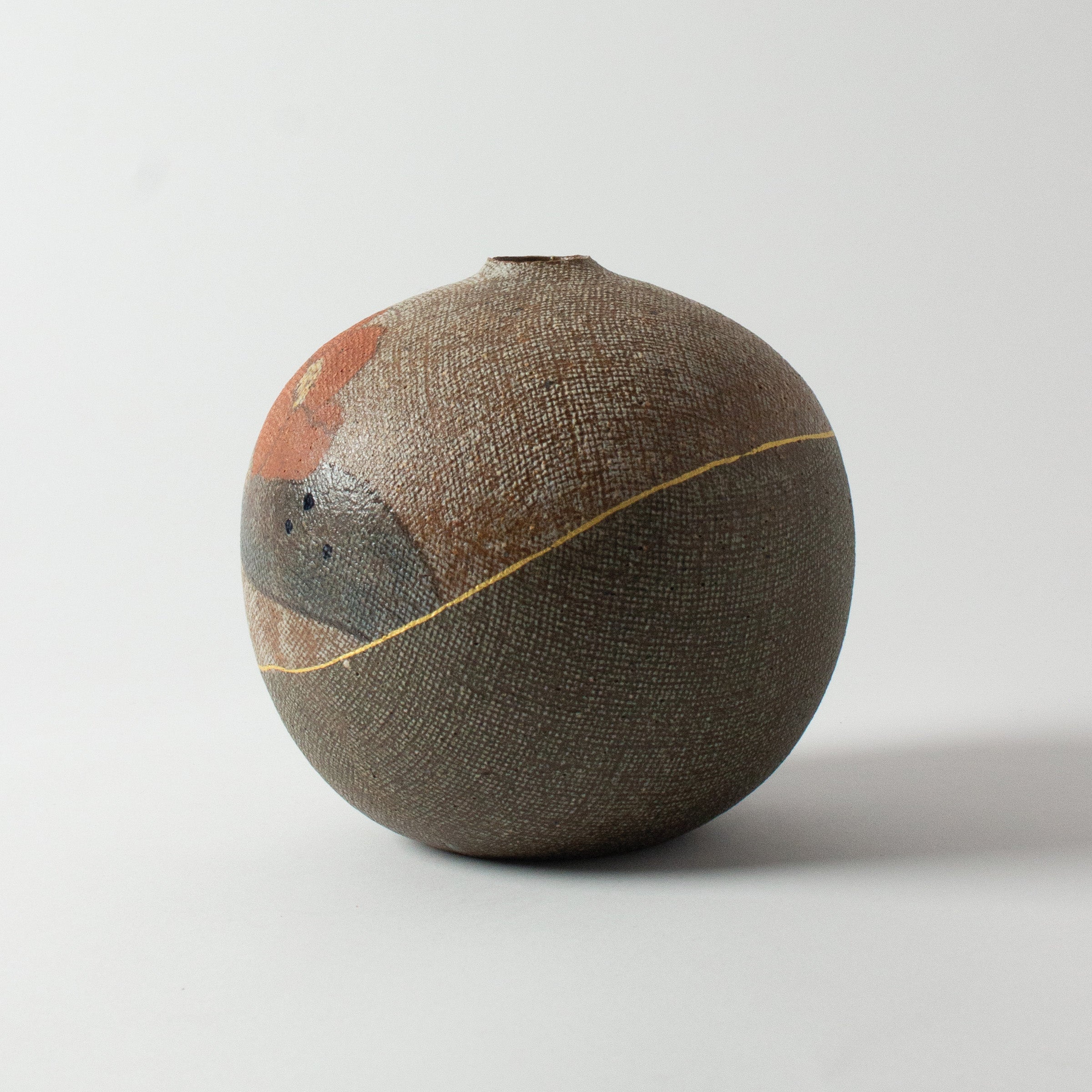 Vase camélia de Motohiko Ito