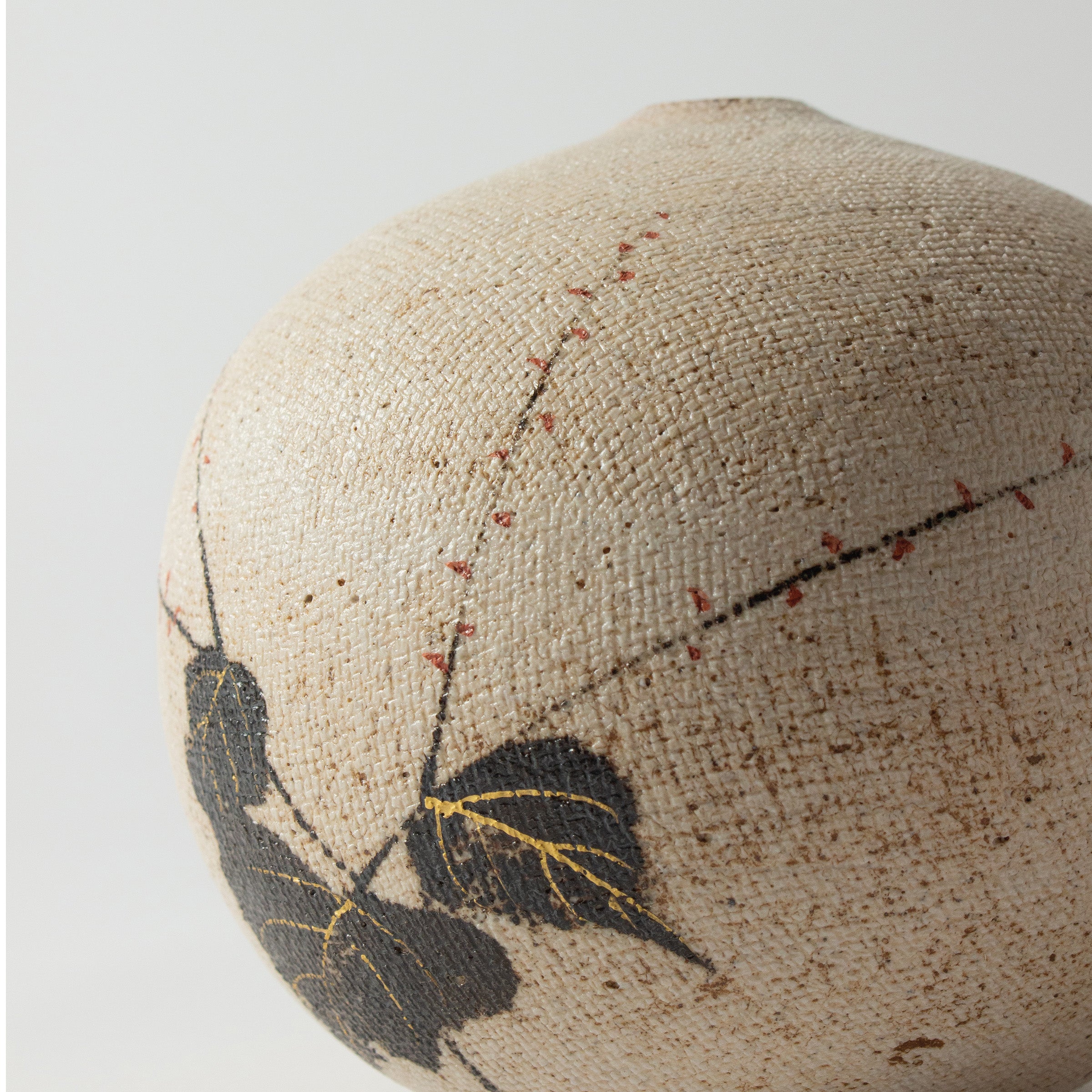 Vine vase by Motohiko Ito