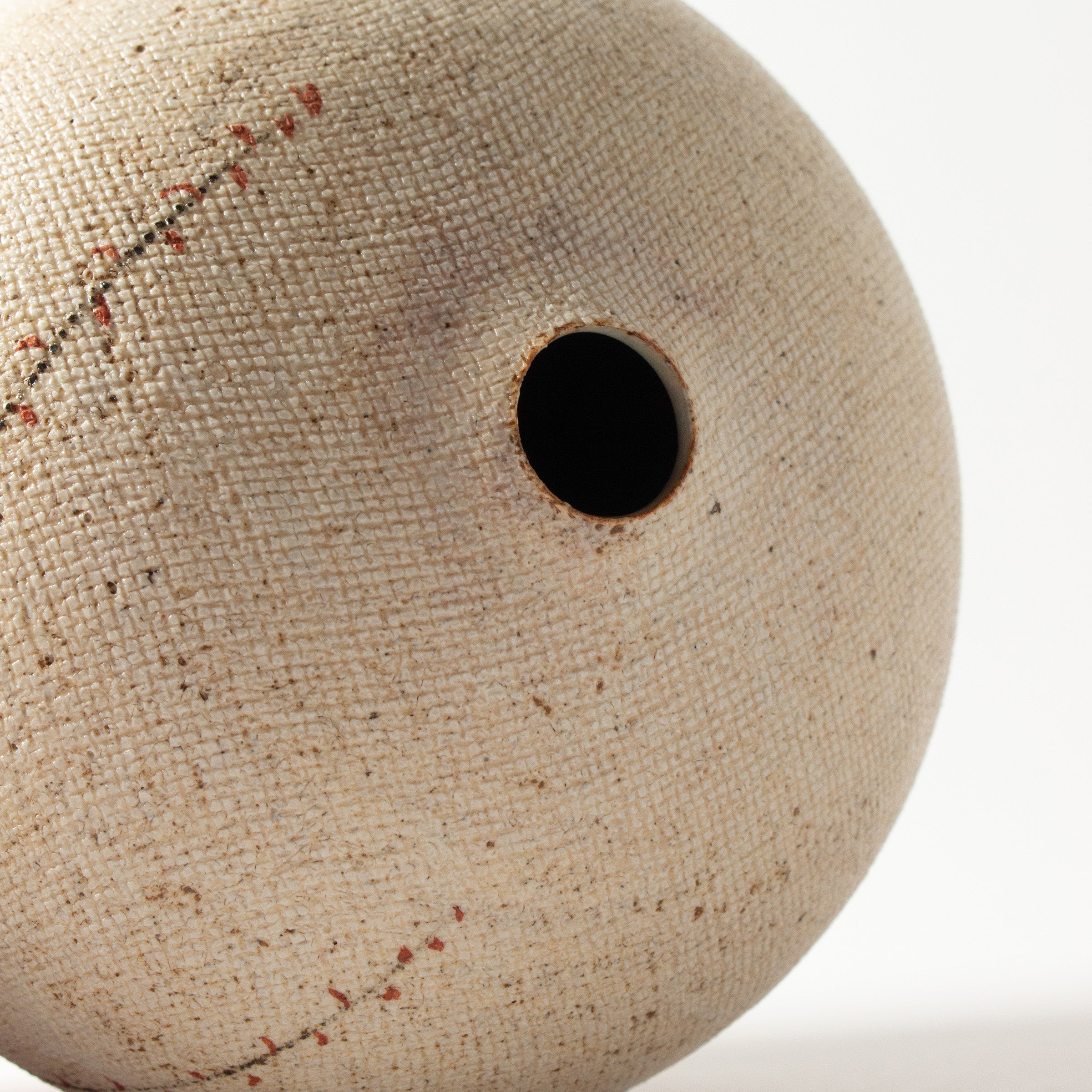 Vine vase by Motohiko Ito