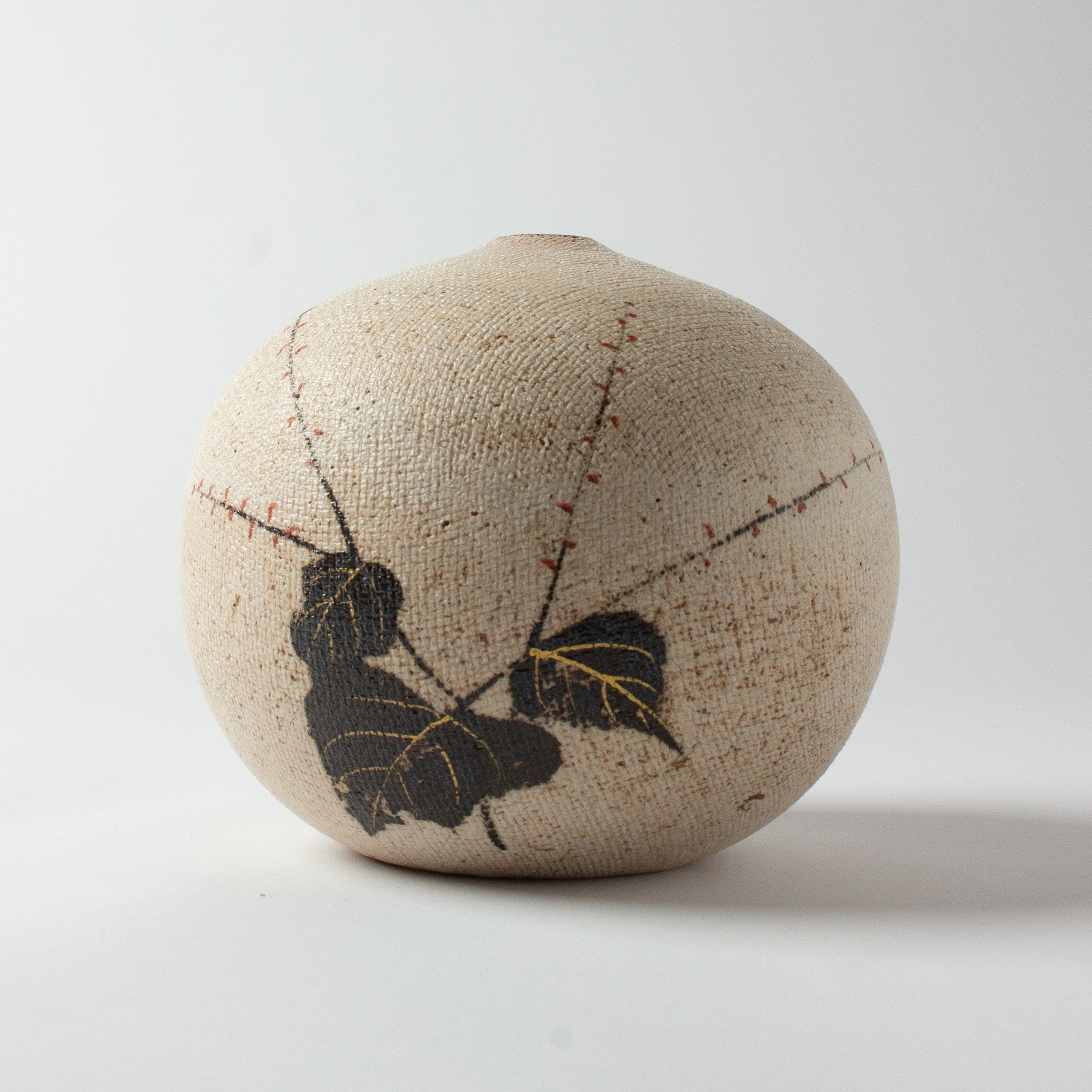Vine vase by Motohiko Ito