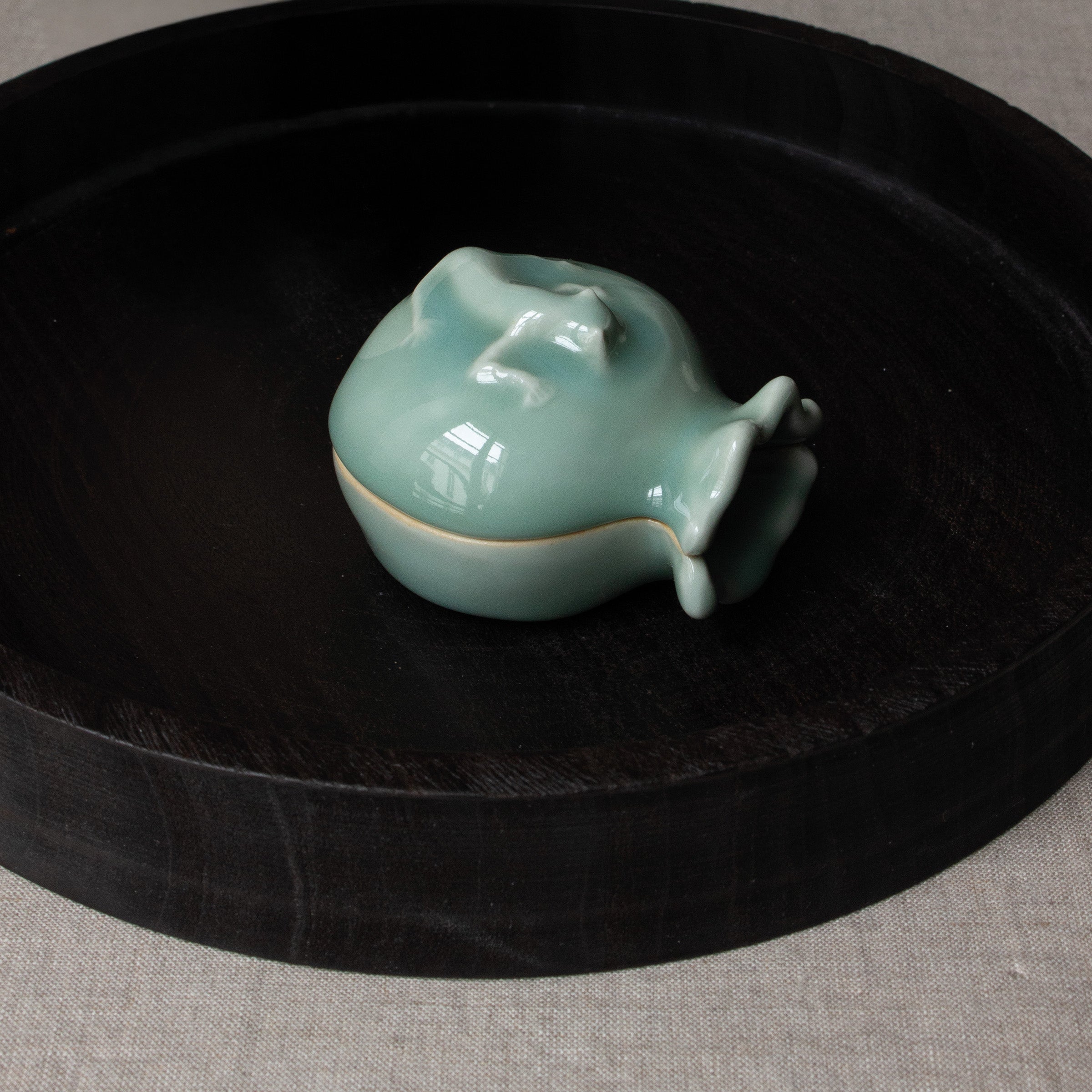 Tezuka Gyokudō ceramic kōgō and Japanese nerikō (incense balls)
