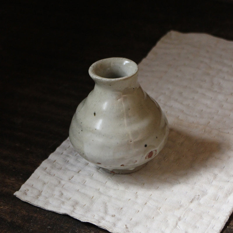 Japanese ceramic vase wabi-sabi spirit