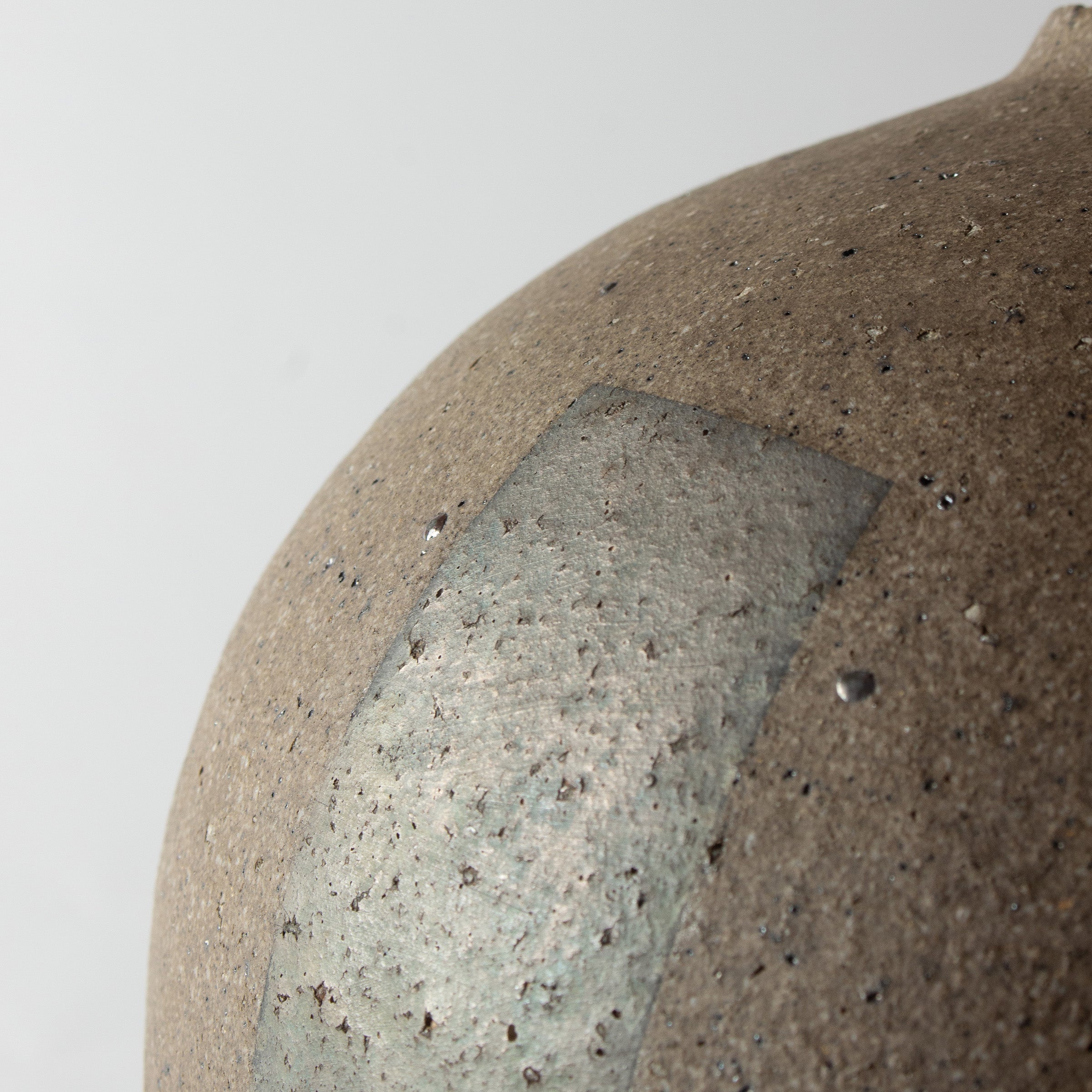 Large vase-sculpture by artist Kazuhiko Sato