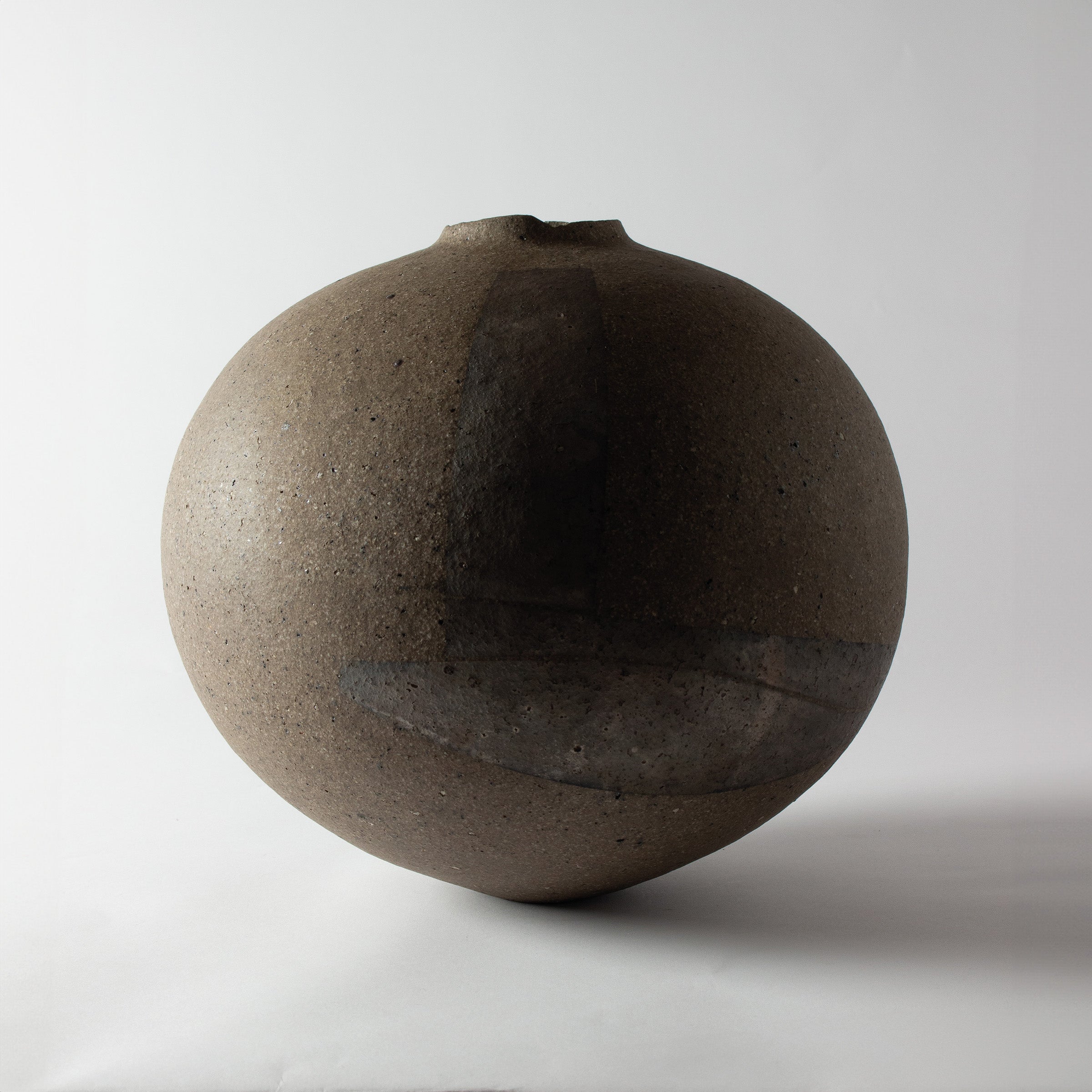 Large vase-sculpture by artist Kazuhiko Sato