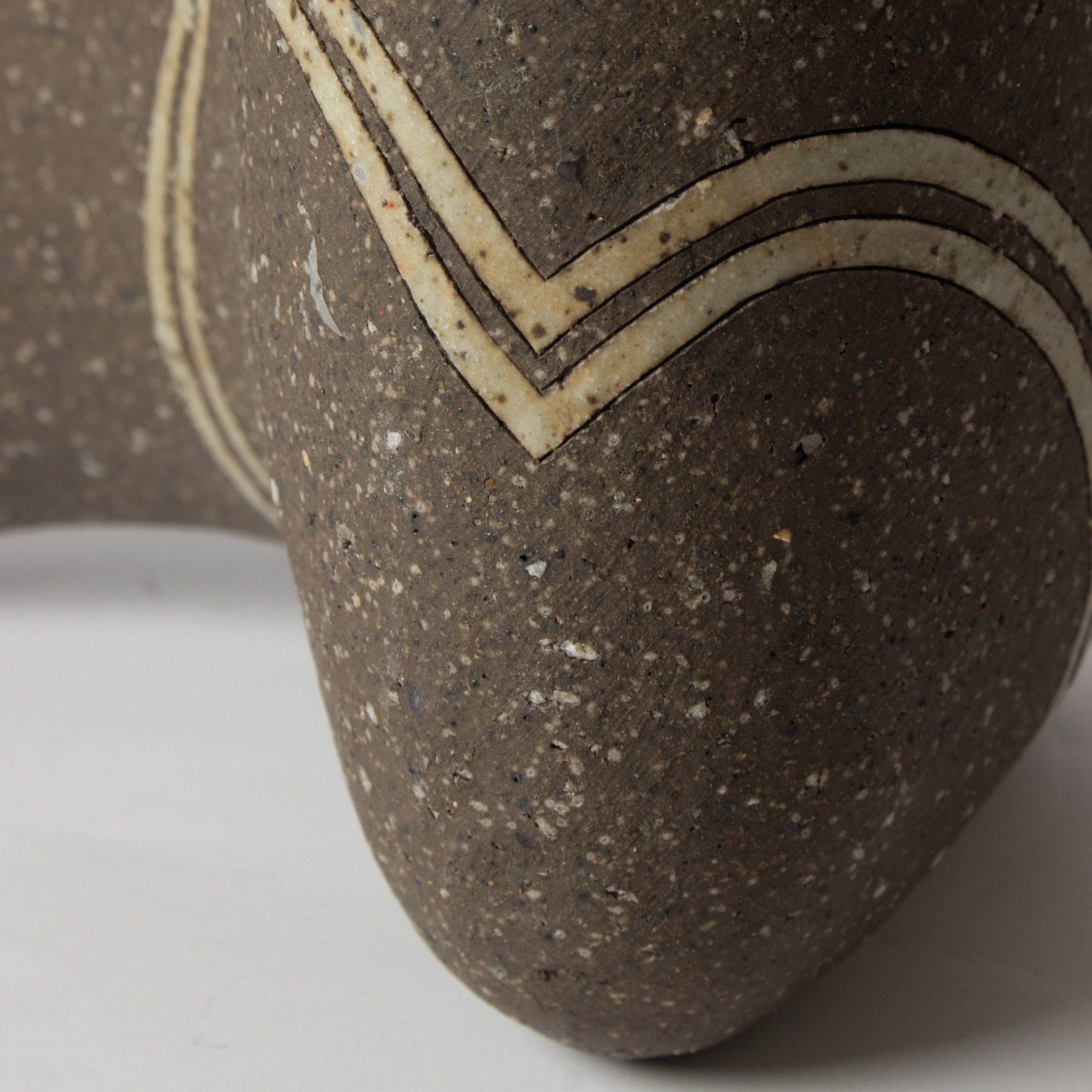 Lines vase sculpture by Kazuhiko Sato