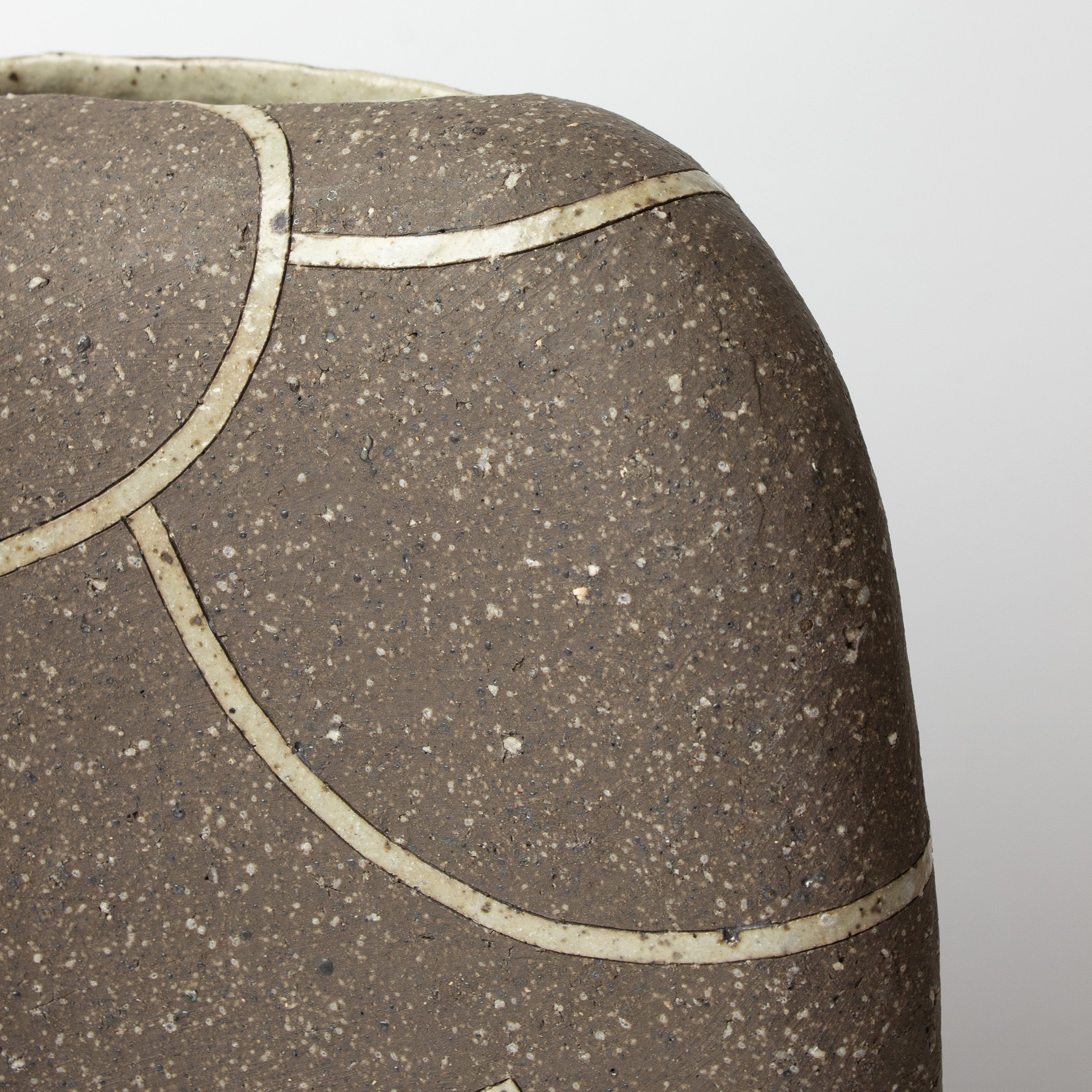 Lines vase sculpture by Kazuhiko Sato