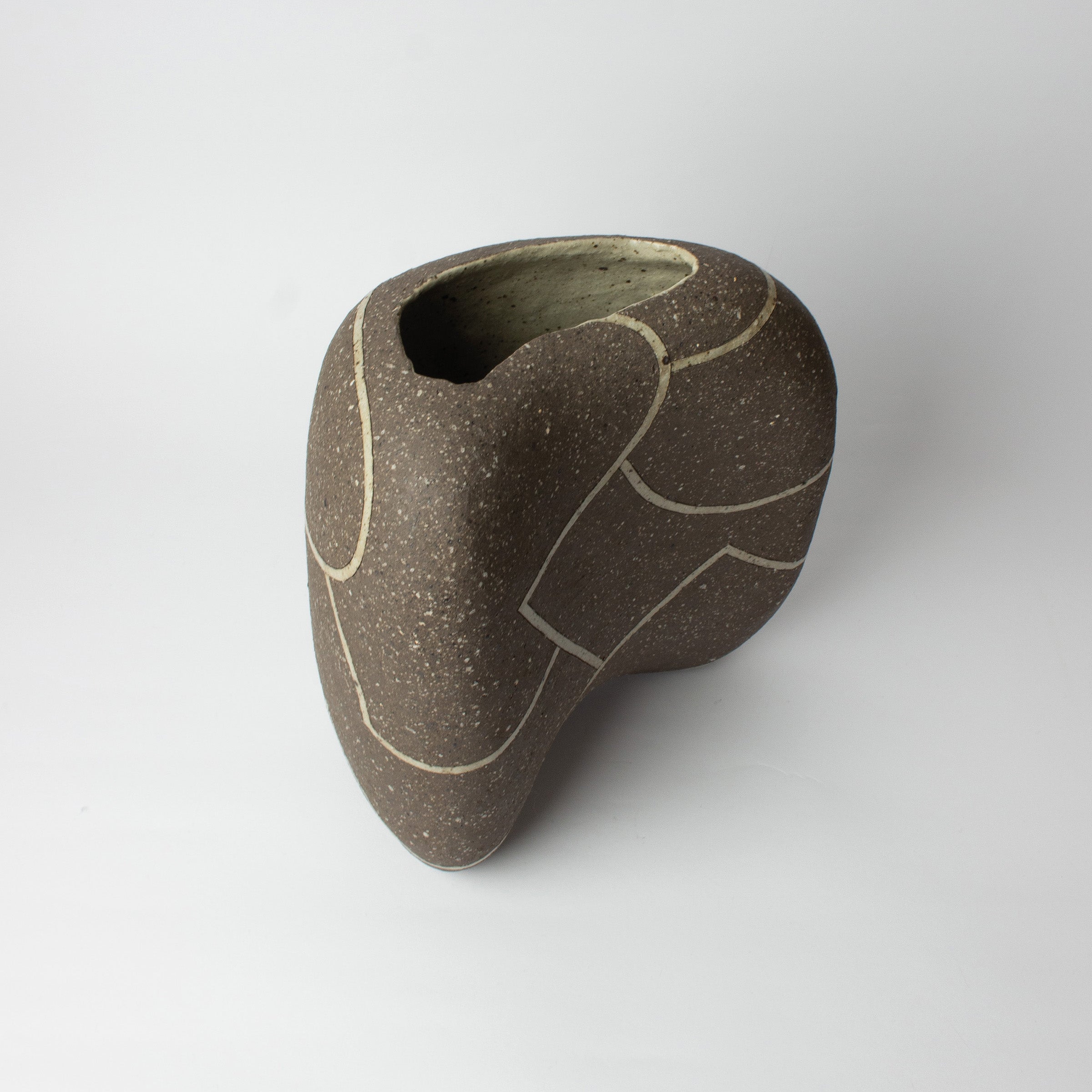 Lines vase sculpture by Kazuhiko Sato