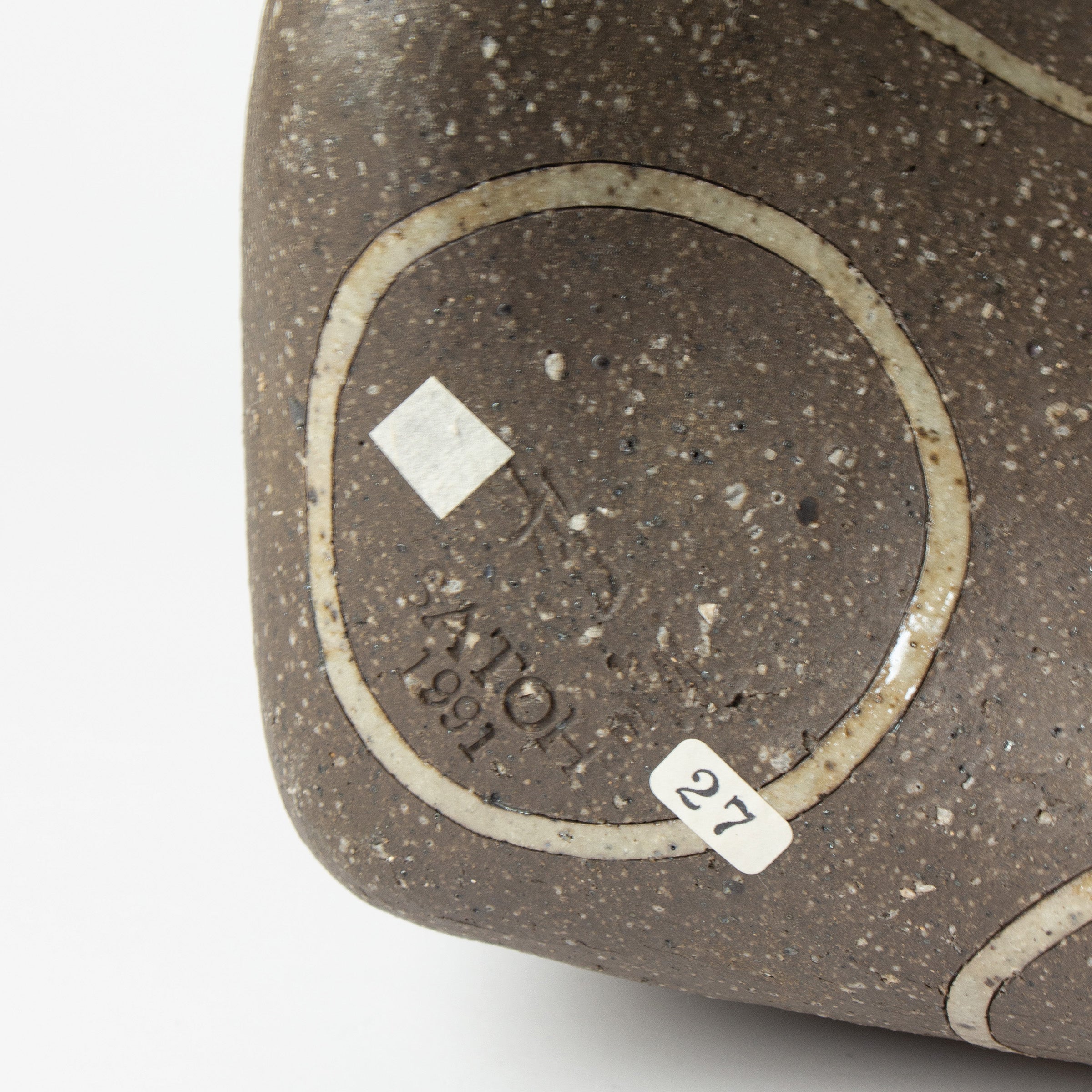 Lines vase sculpture by Kazuhiko Sato