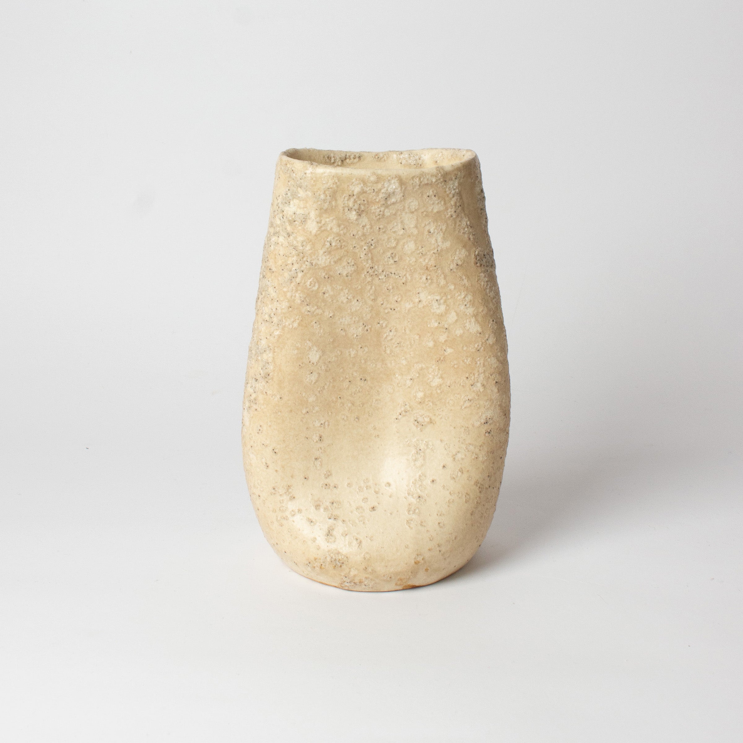 Vase en céramique série shiroi hensubō de Yagi Kazuo